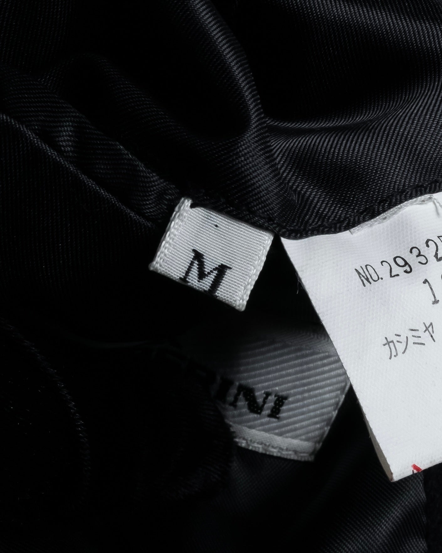 "BARBERINI" Minimalist detail 100% cashmere stand collar coat