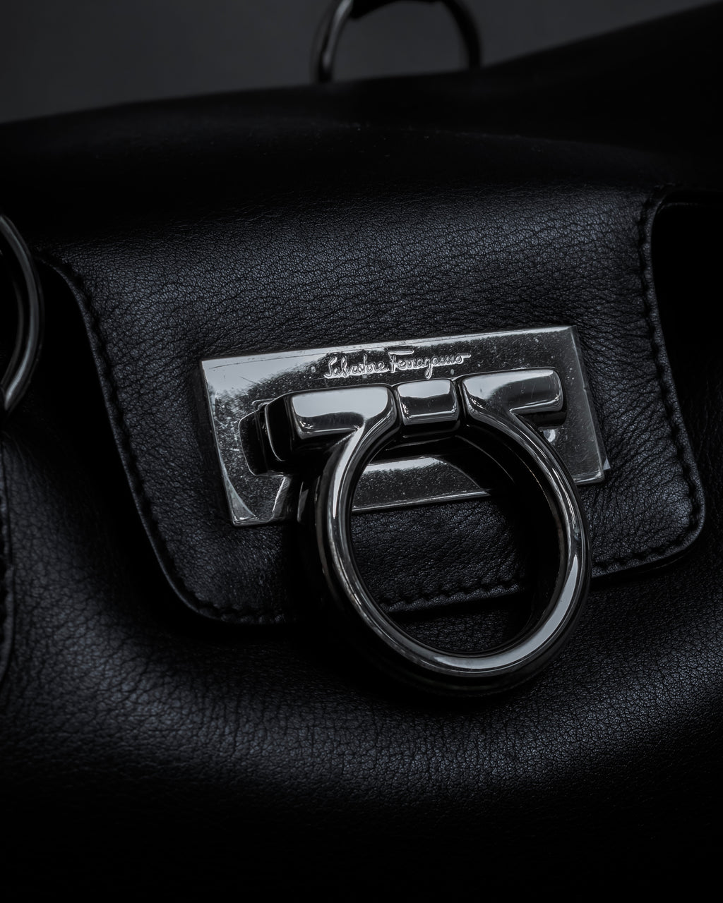 "Salvatore Ferragamo" Gancini motif design leather bowling bag