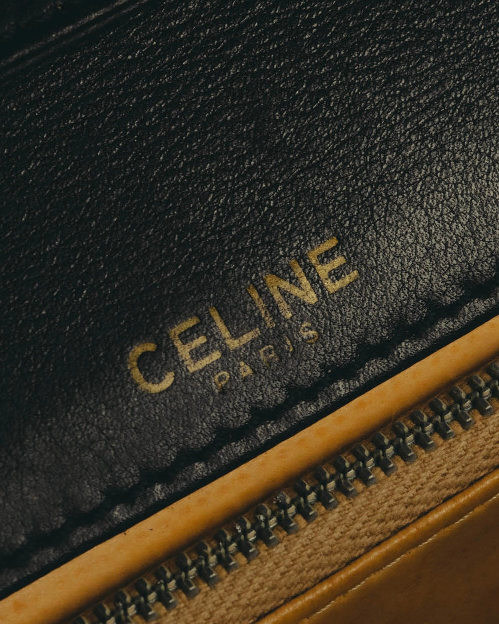 "CELINE" 70's-80's Classic horsebit leather shoulder handbag