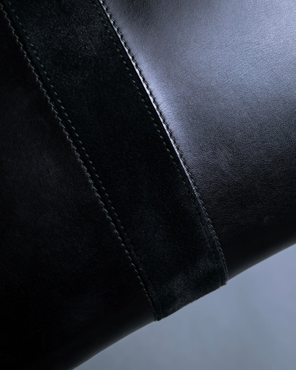 "GUCCI" Saddlery motif crisp design vintage leather shoulder bag