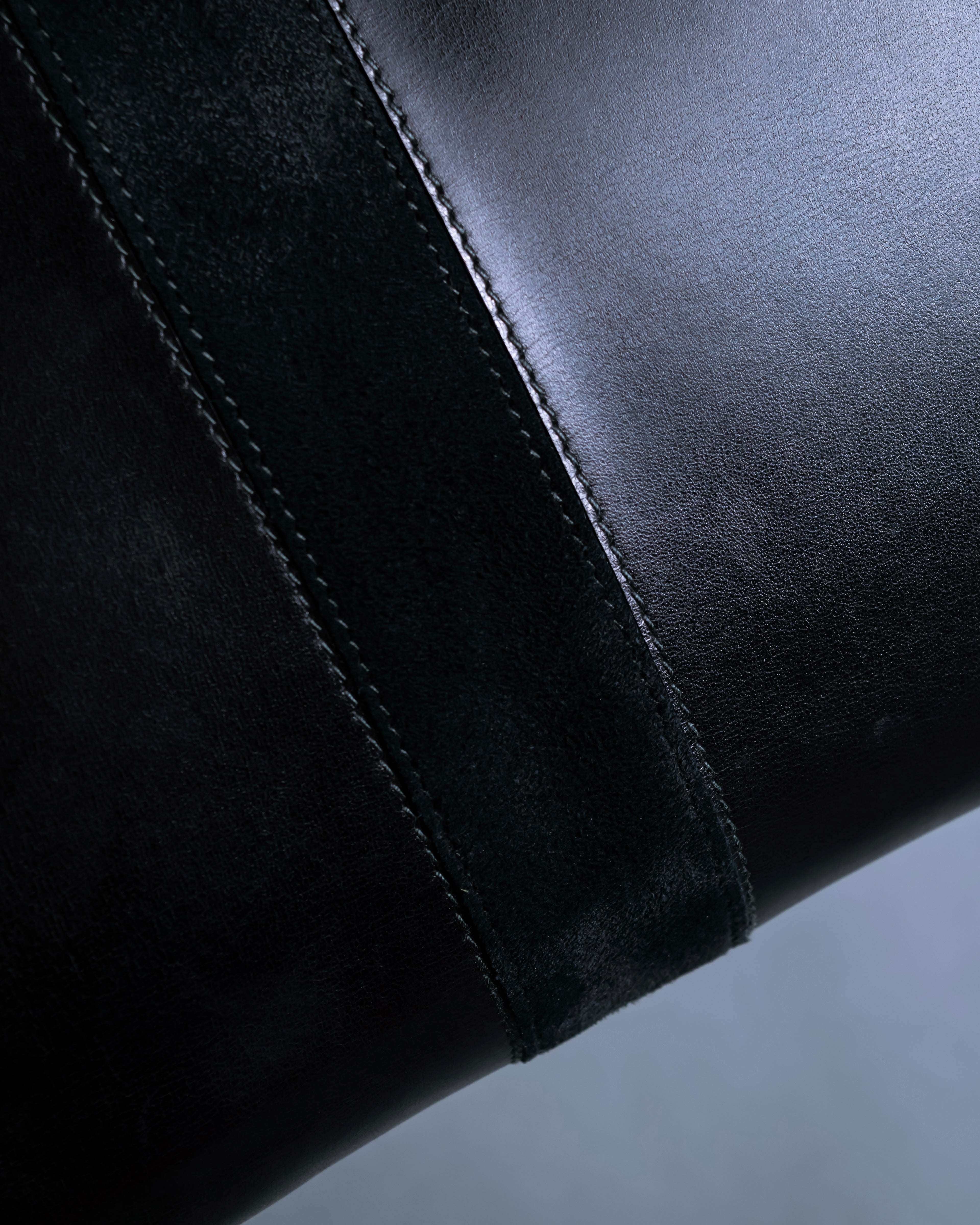 "GUCCI" Saddlery motif crisp design vintage leather shoulder bag