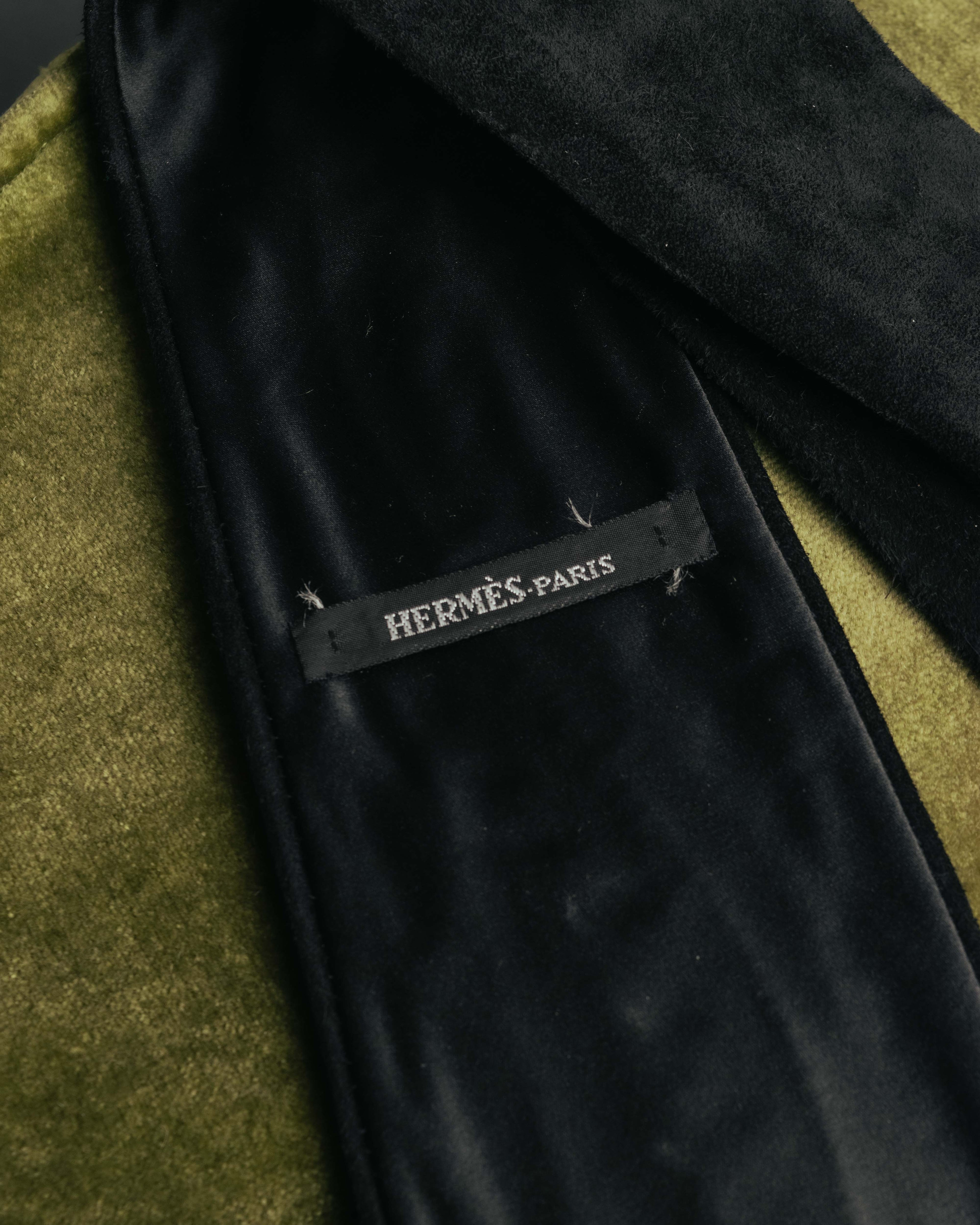 -SPECIAL- “HERMÈS” 2008-18 Suede cutwork leather tie