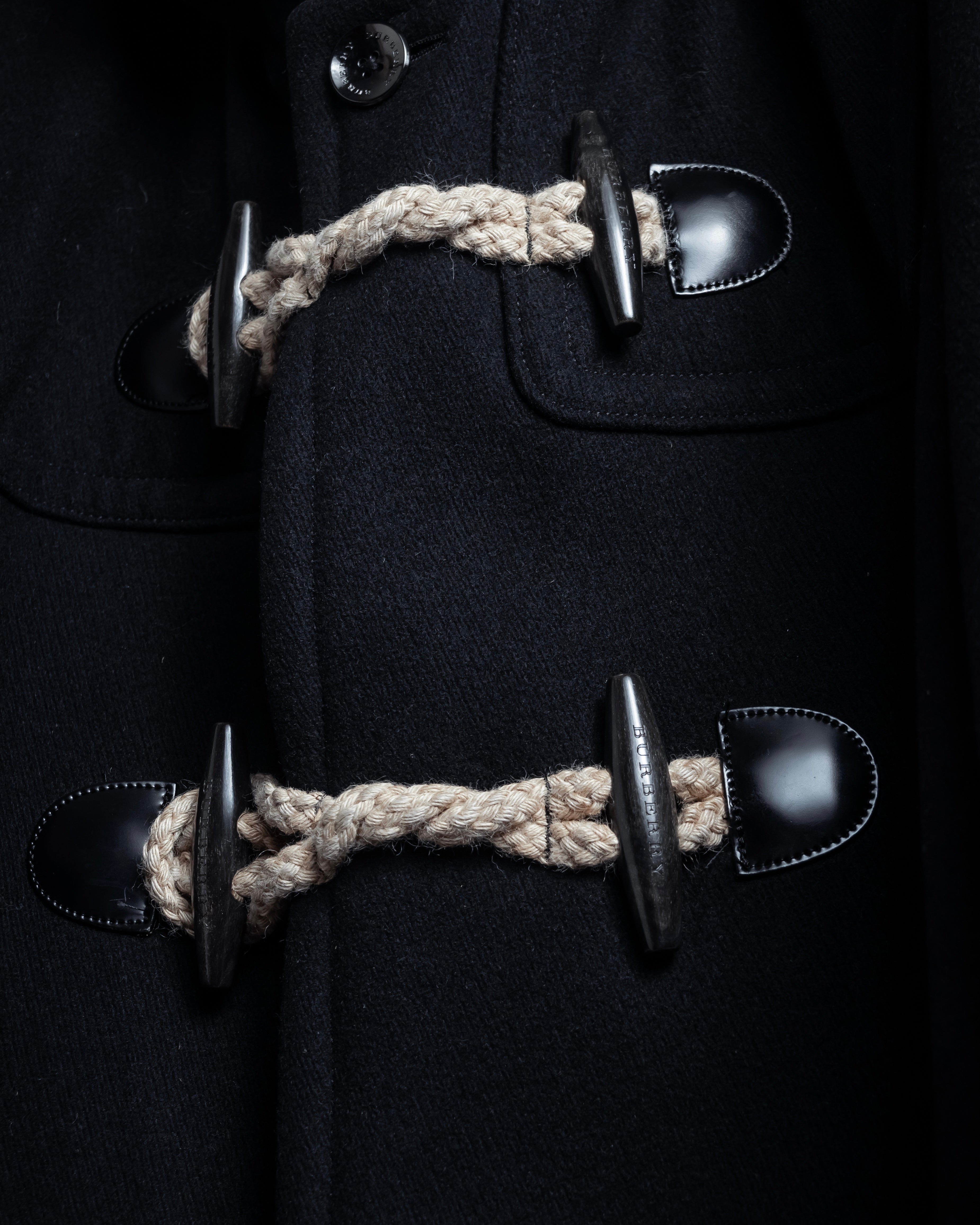 "BURBERRY" Classic detailing melton wool duffle coat