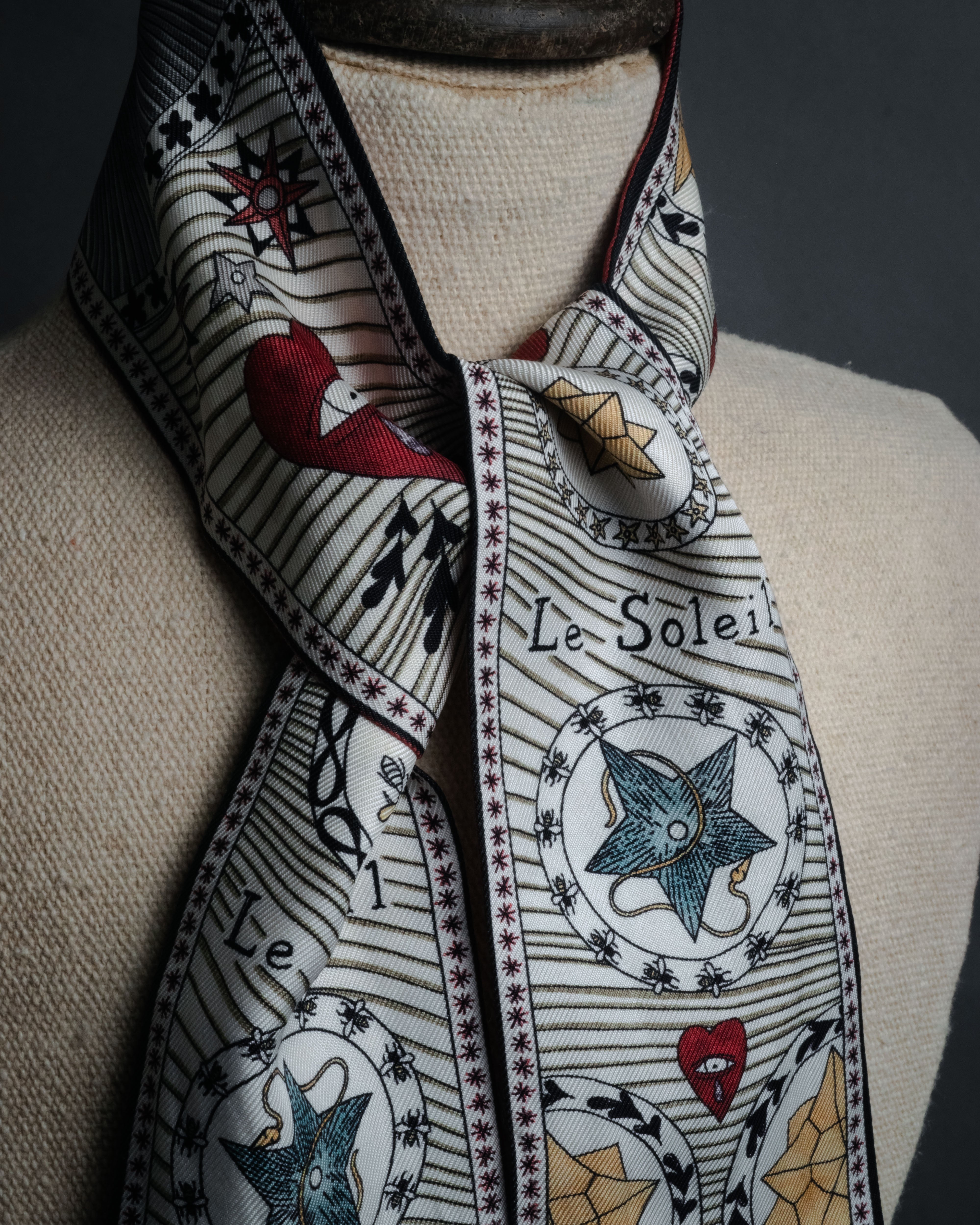 Christian Dior” 2018-2022 Tarot motif silk mitzah scarf – MOOD