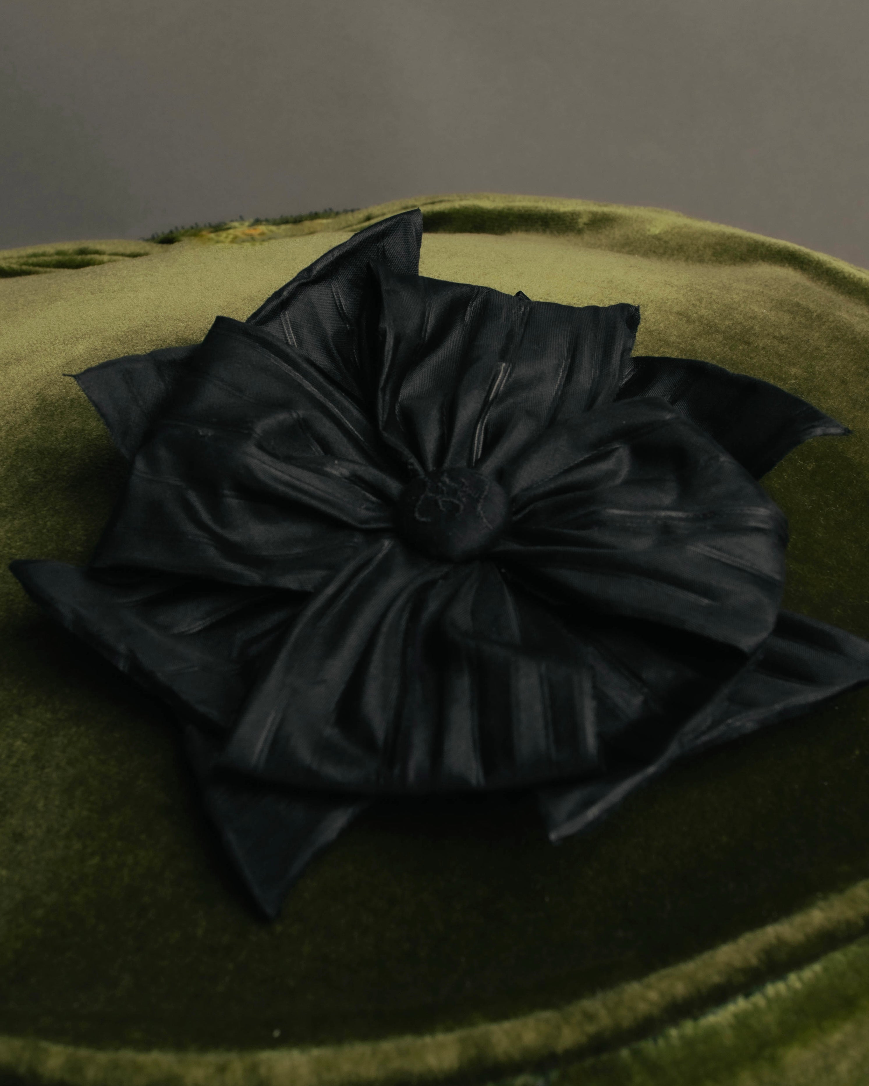"FENDI" 90's-00's Sculptural fabric flower brooch