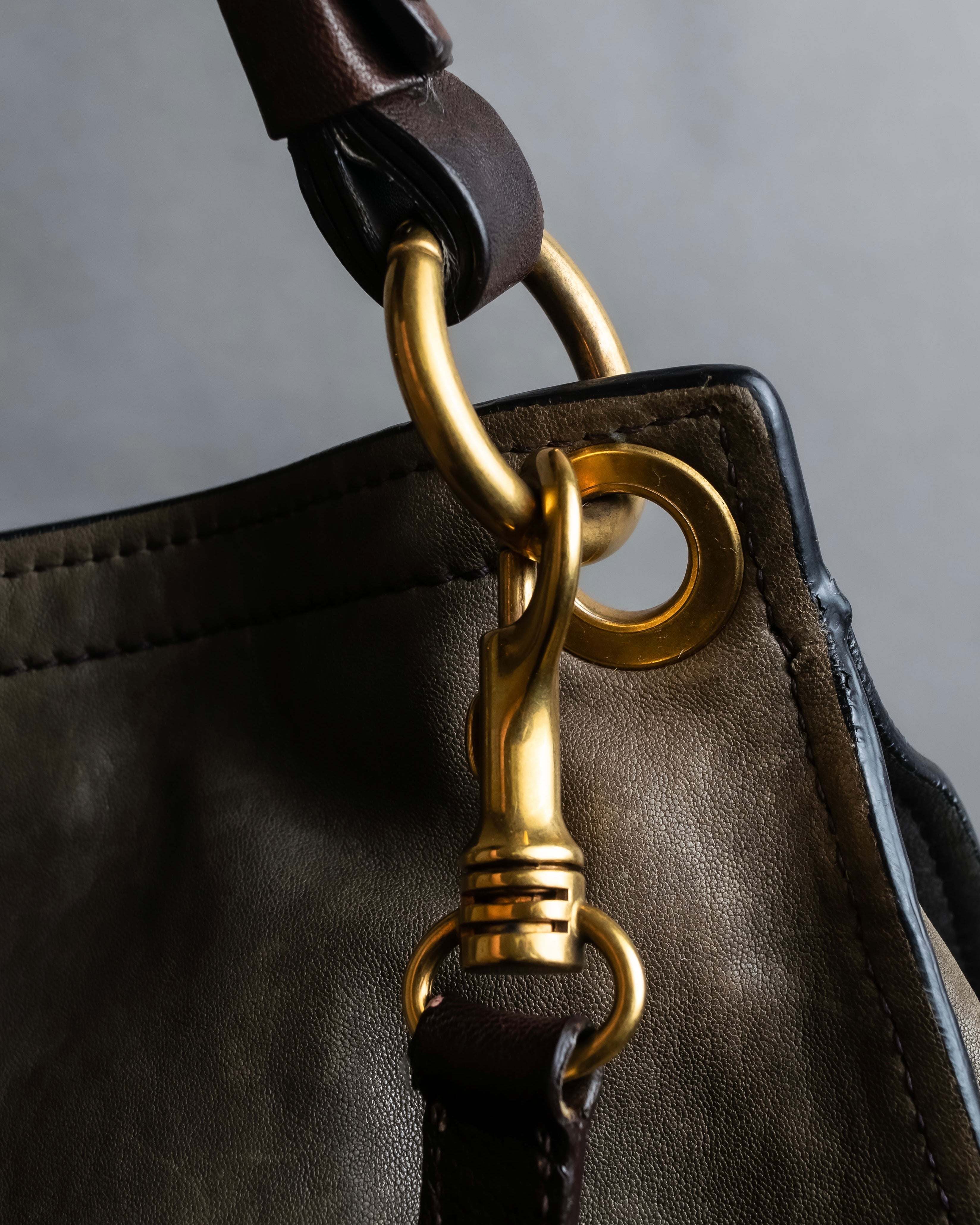 "MIU MIU" Overflap gold Parts design 2-way bag