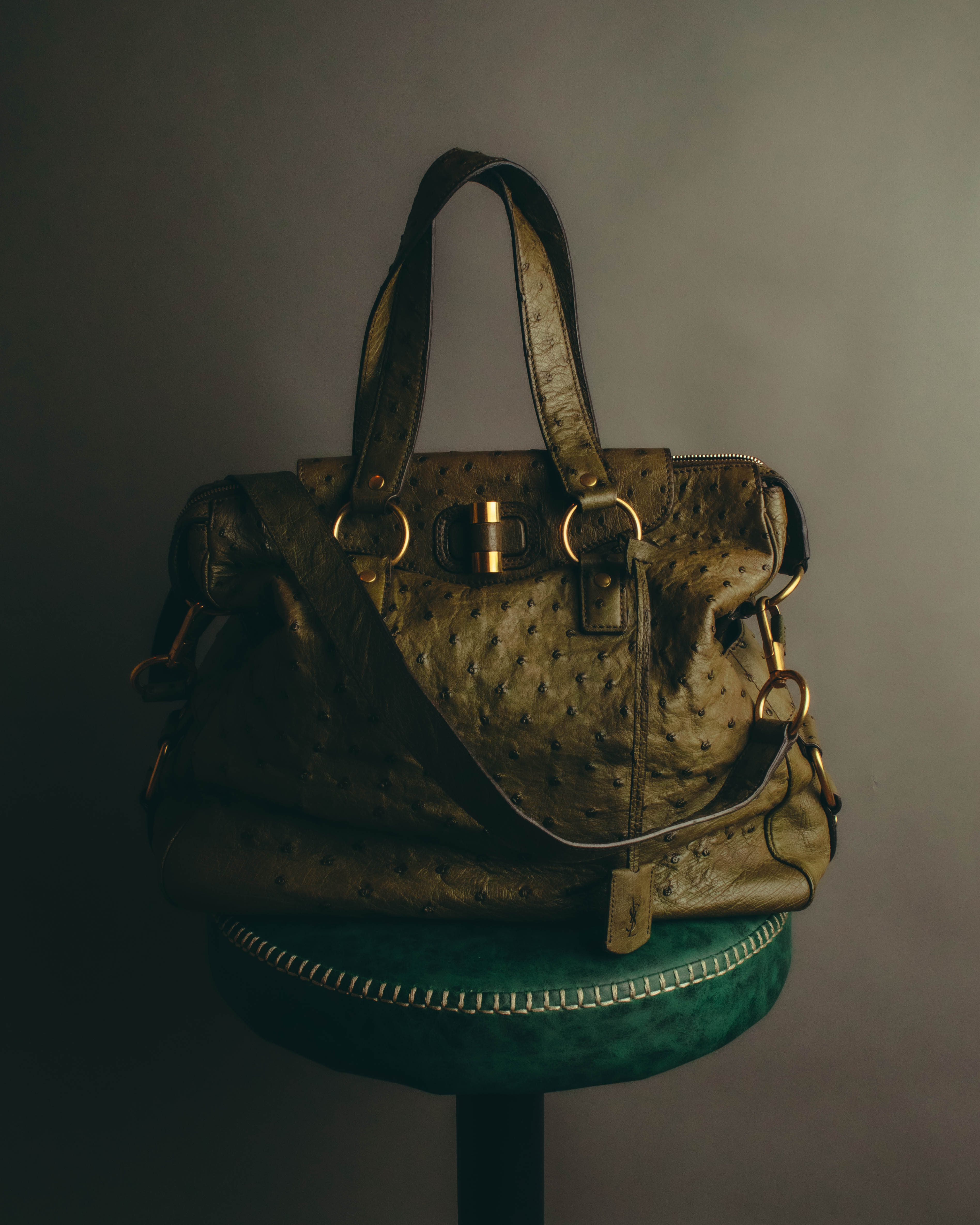 -SPECIAL- “YVES SAINT LAURENT” 00’s-10’s Ostrich leather top handle satchel