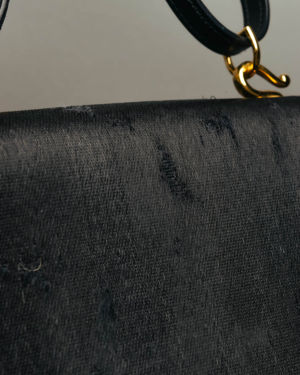 -SPECIAL- “HERMÈS” 80’s-90’s Camargue black leather and canvas shoulder bag