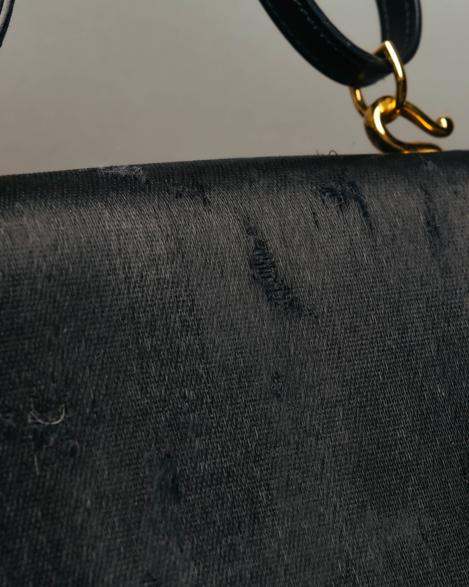 -SPECIAL- “HERMÈS” 80’s-90’s Camargue black leather and canvas shoulder bag