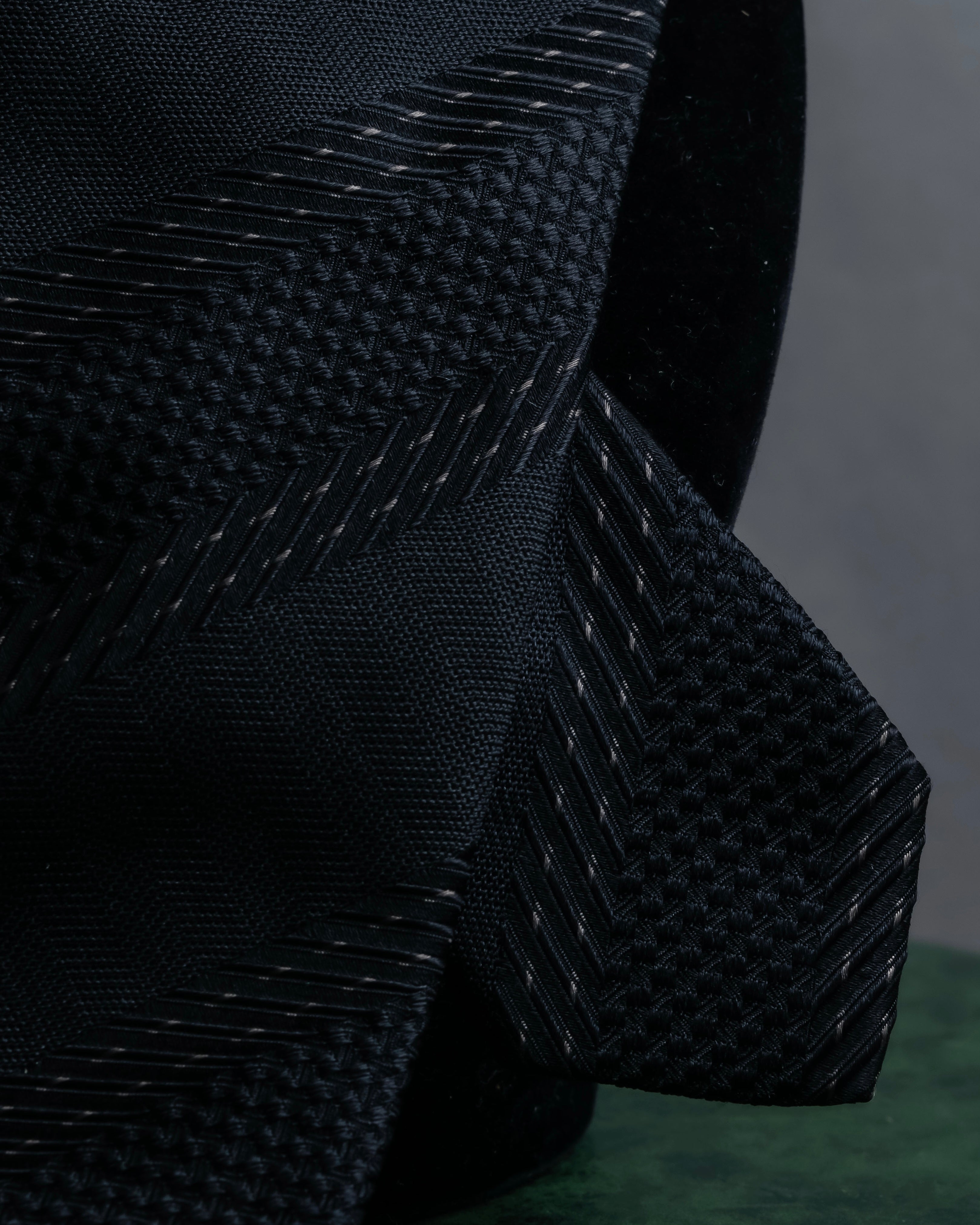 "GIORGIO ARMANI" Mixed material striped necktie