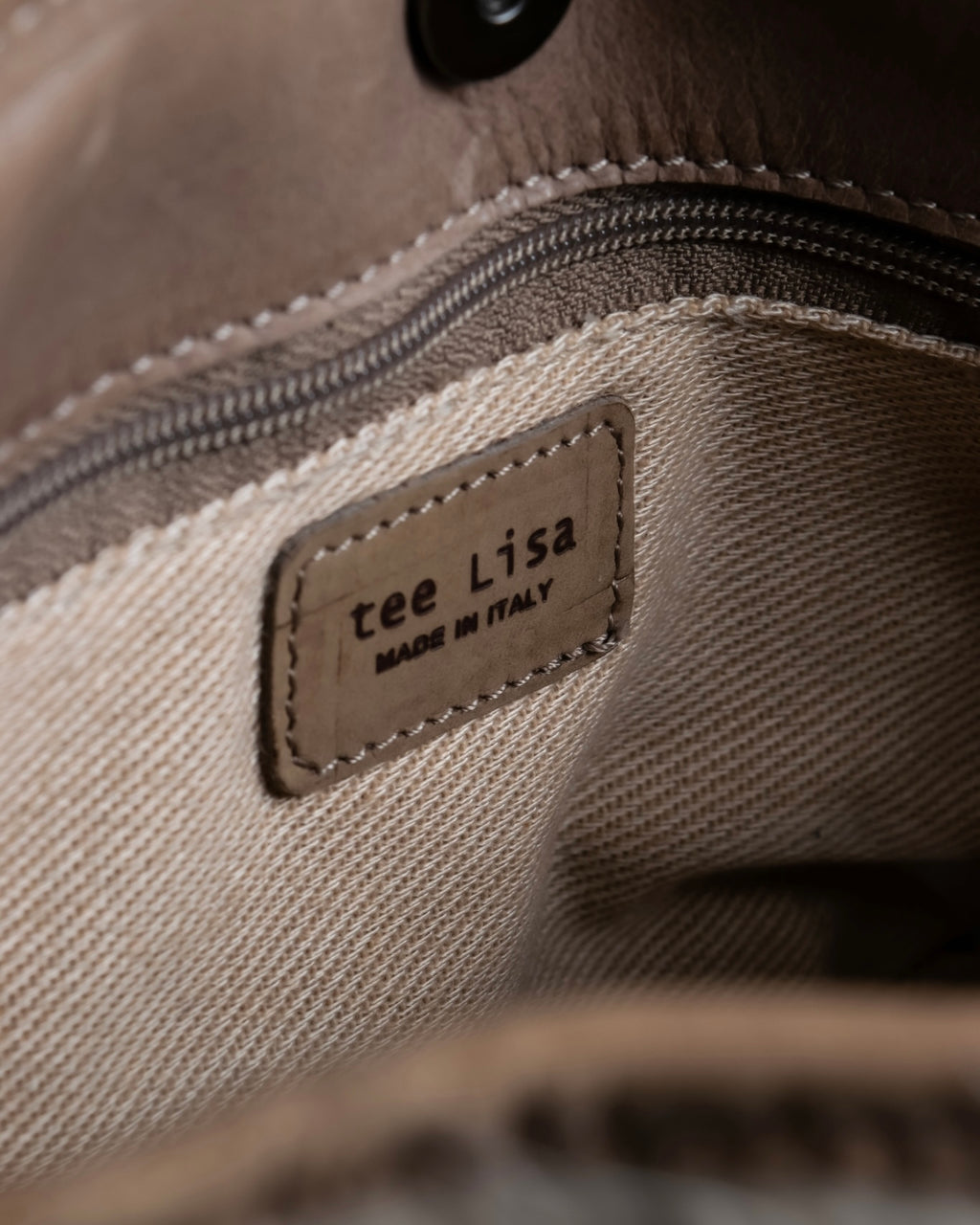 Vintage italy long fur bag