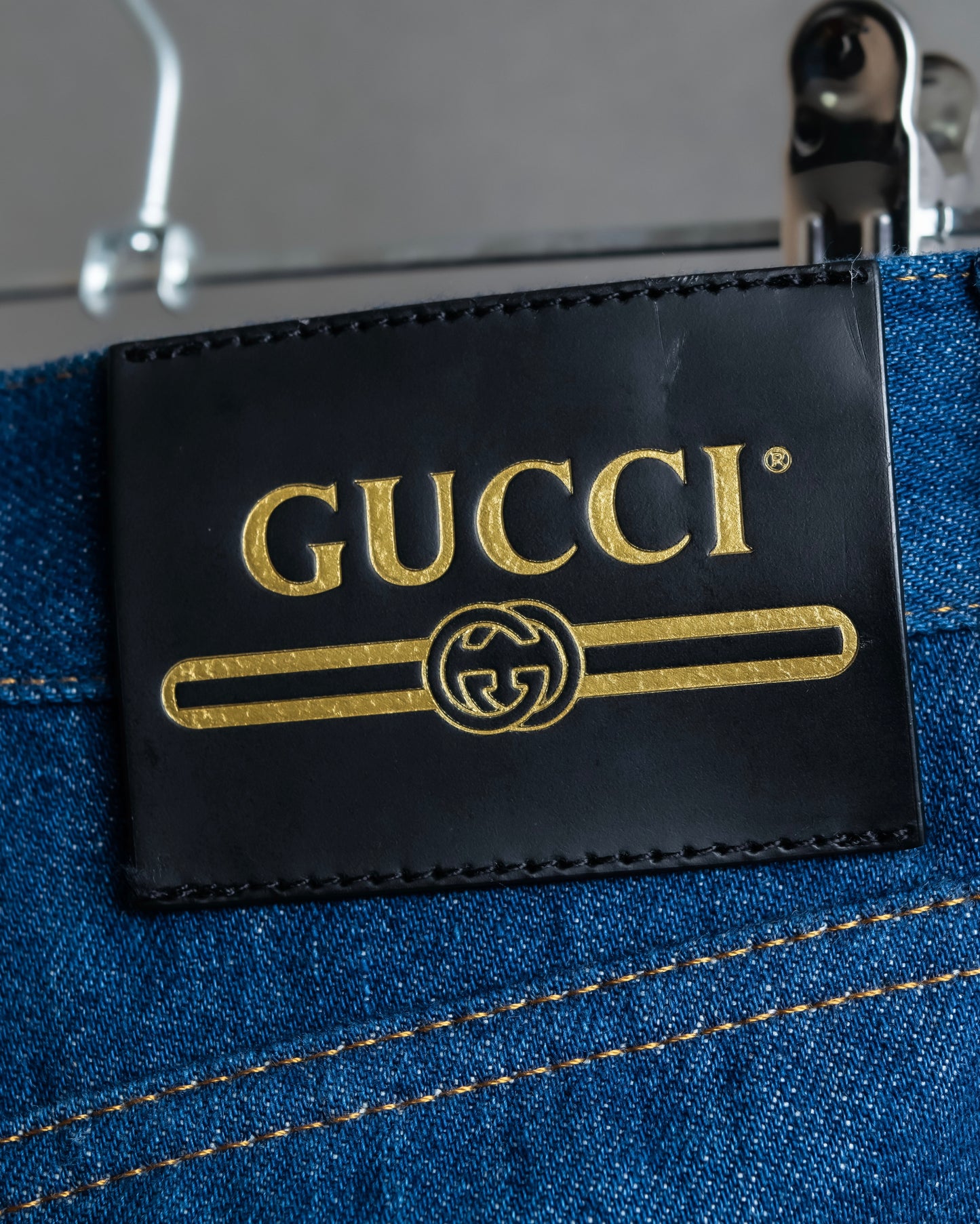 "GUCCI" Logo lapel design one wash flare denim