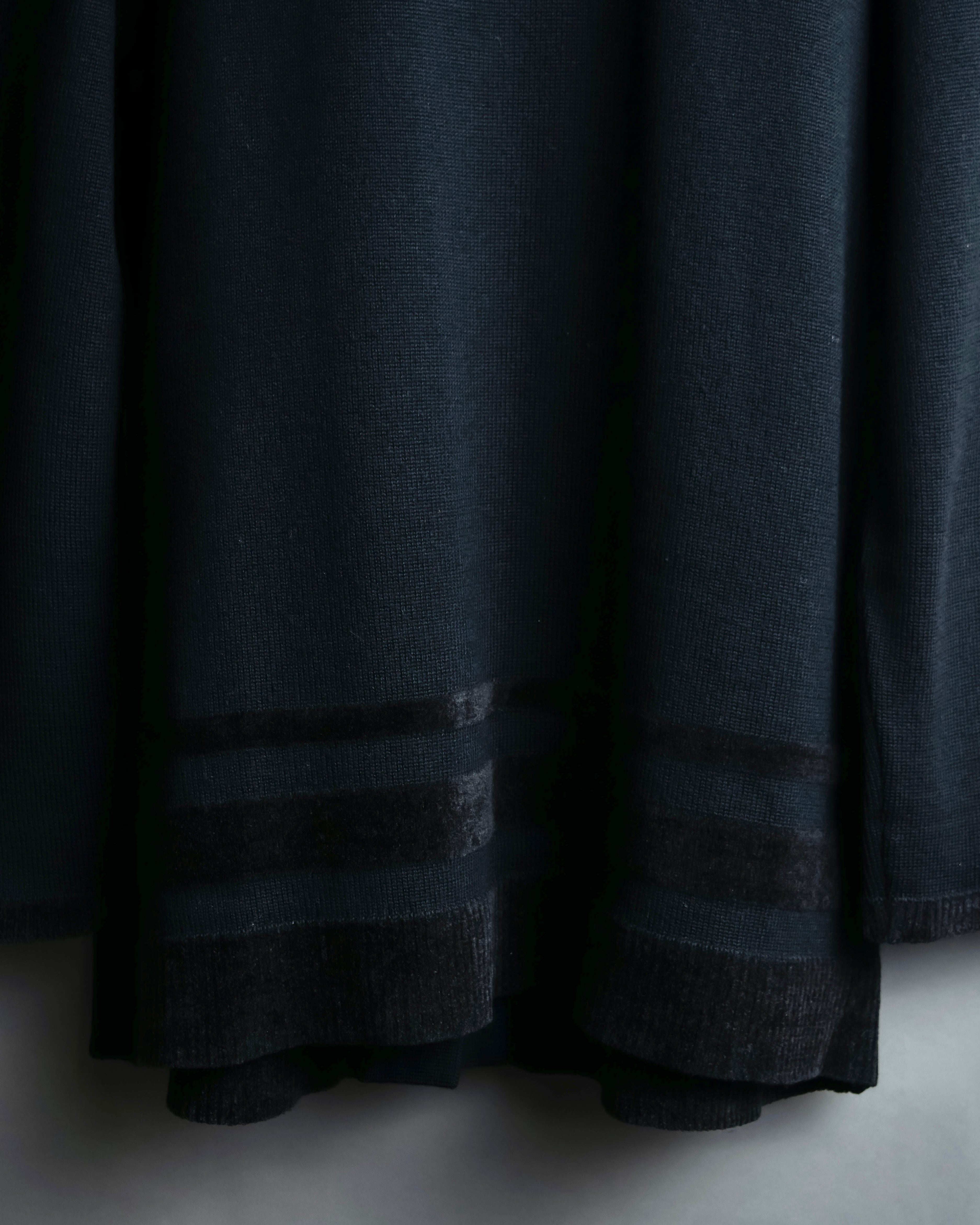 "Salvatore Ferragamo" Gancini design rayon mix cardigan