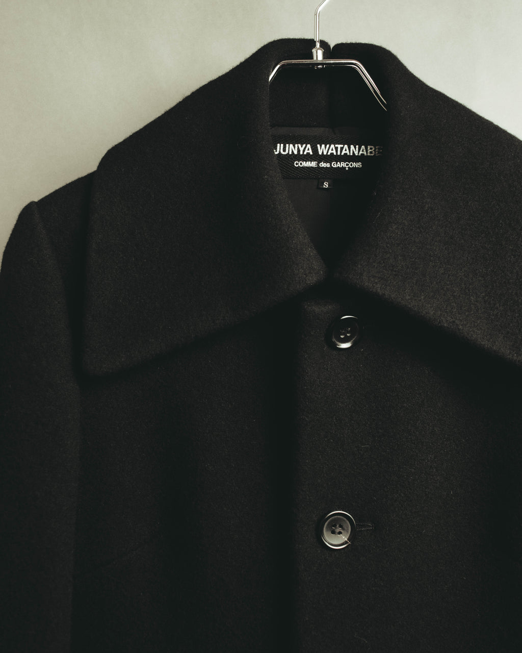 –SPECIAL– “JUNYA WATANABE” 06AW Sculptural twisted-collar wool long coat