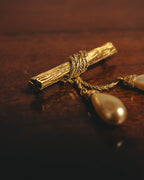 "CHANEL" 70's Sculptural faux pearl brooch