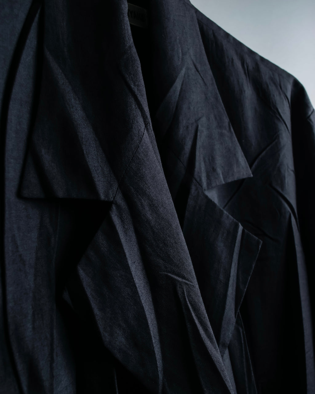 “ISSEY MIYAKE” wrinkle processing oversize tailored jacket