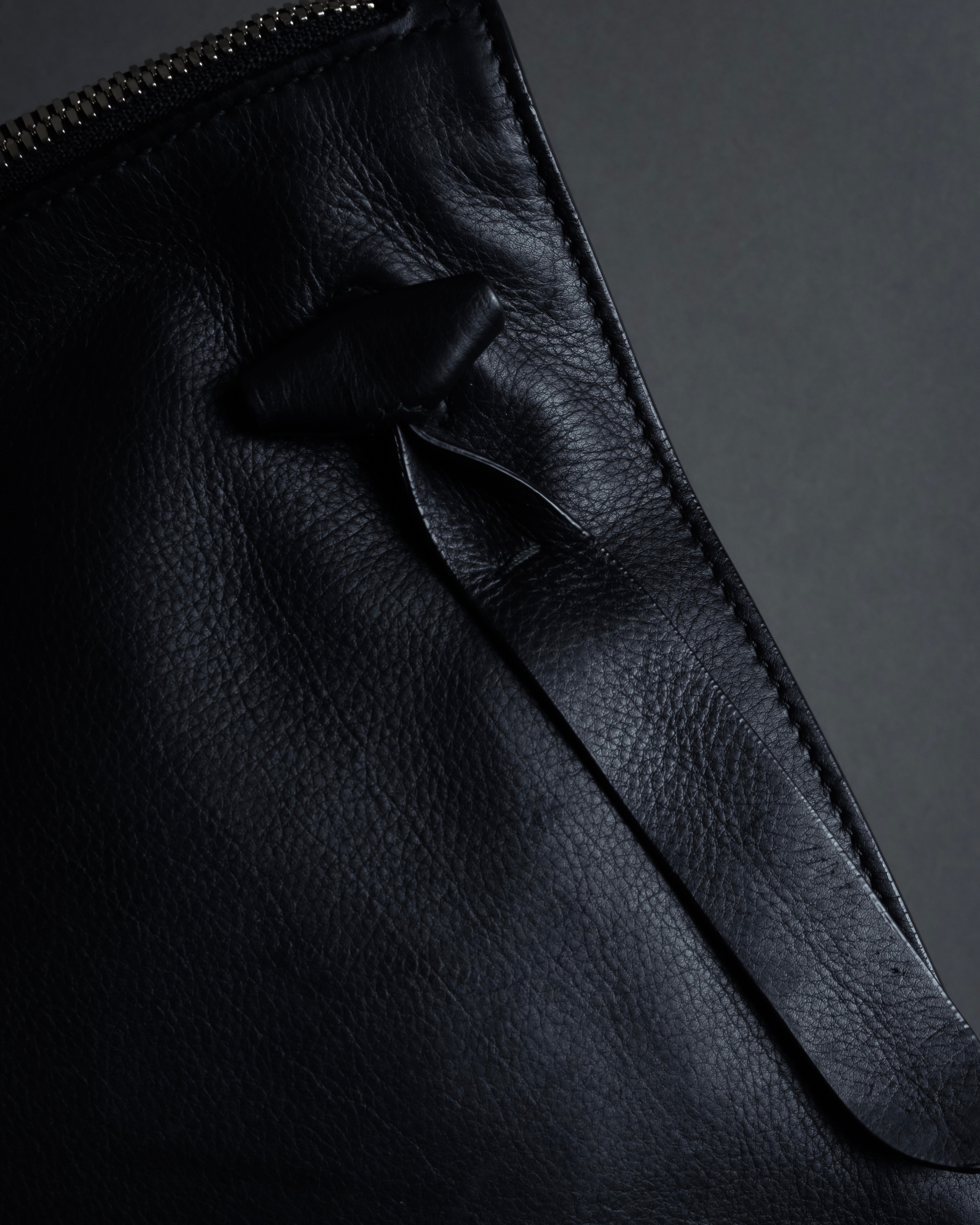 "JIL SANDER" Hill model gently curved leather shoulder bag