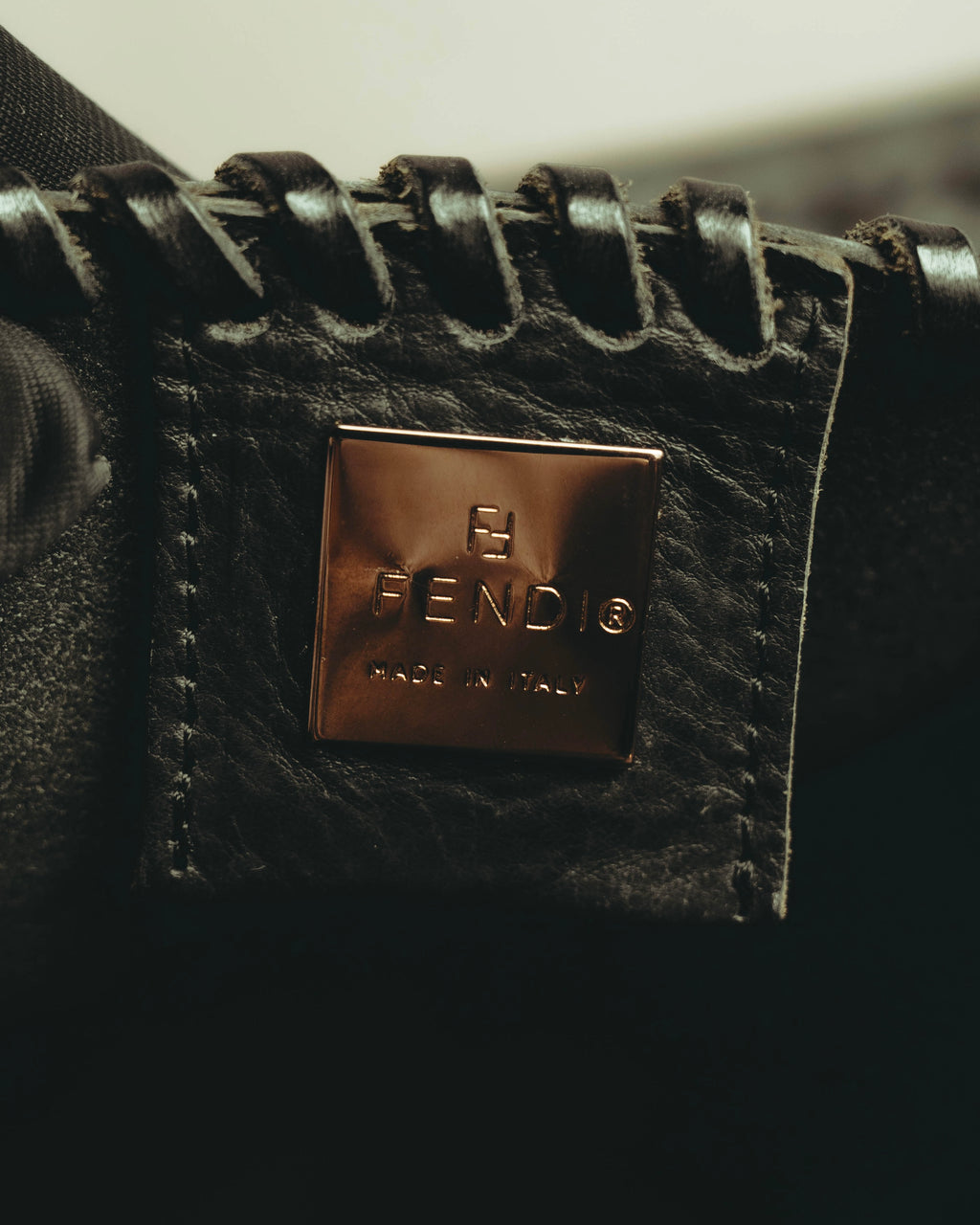 -SPECIAL- “FENDI” 80’s-90’s Coat of arms embossed whipstitched leather handbag
