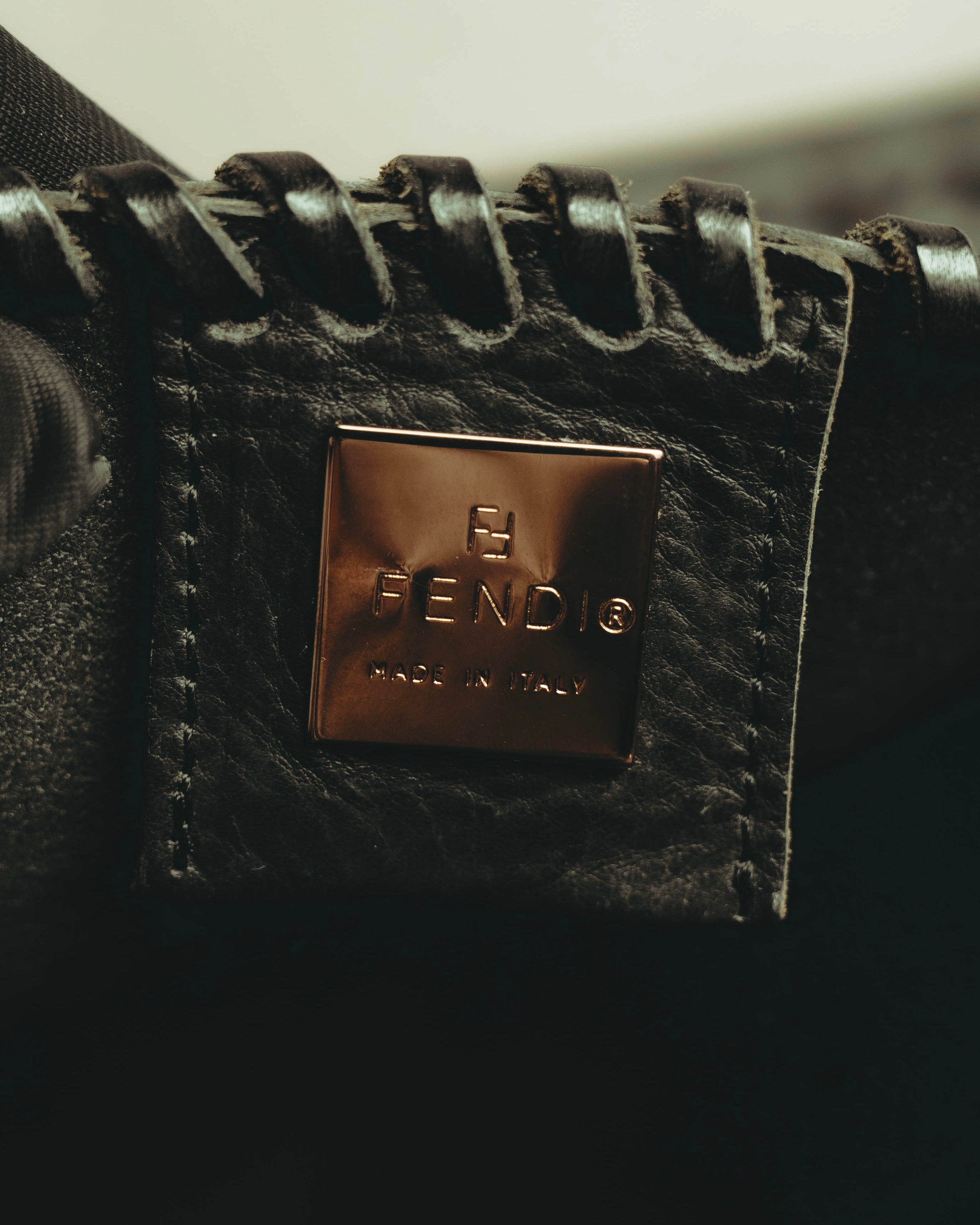 -SPECIAL- “FENDI” 80’s-90’s Coat of arms embossed whipstitched leather handbag
