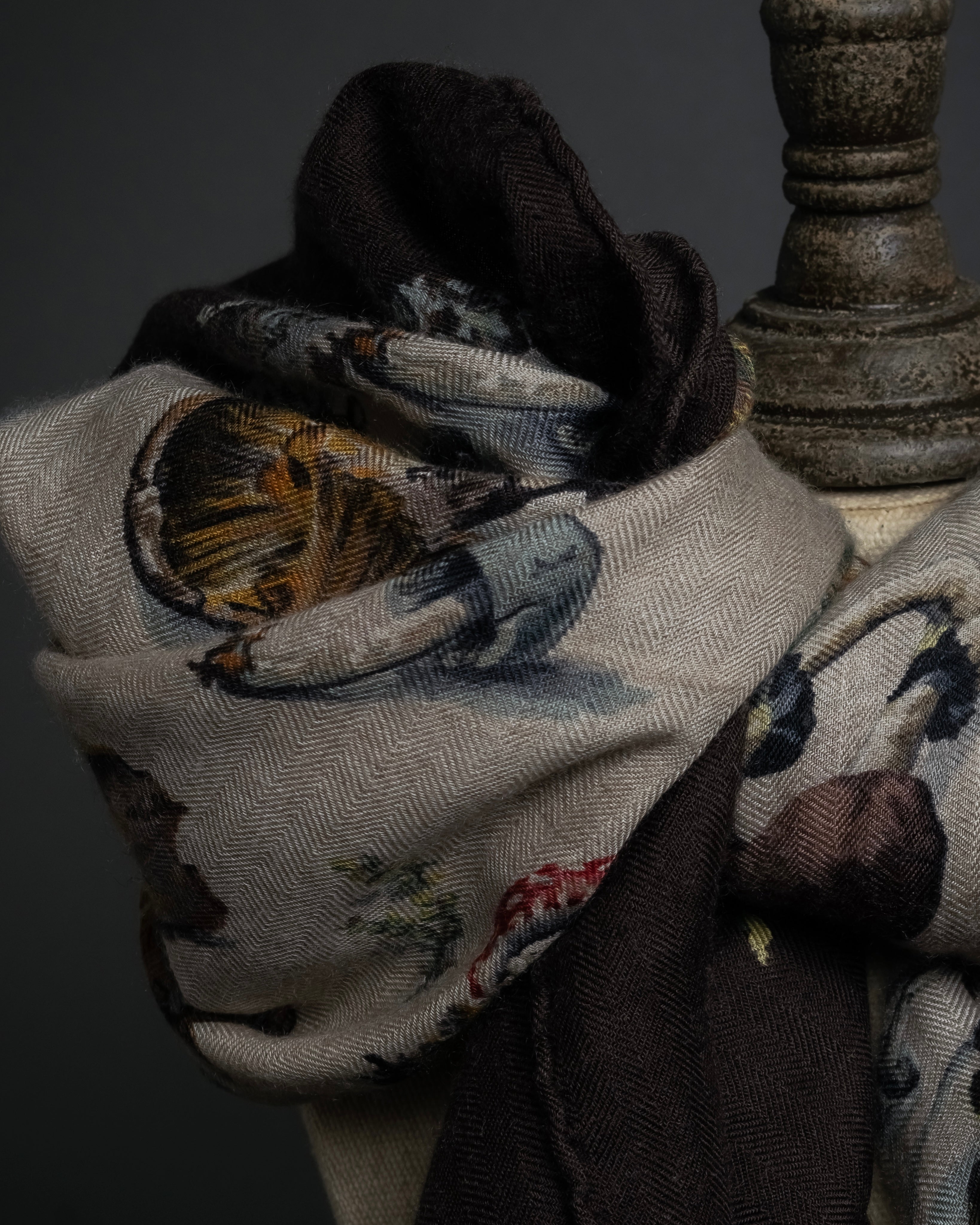 "HERMES" 80's Carré 90 Les Champignons II silk scarf