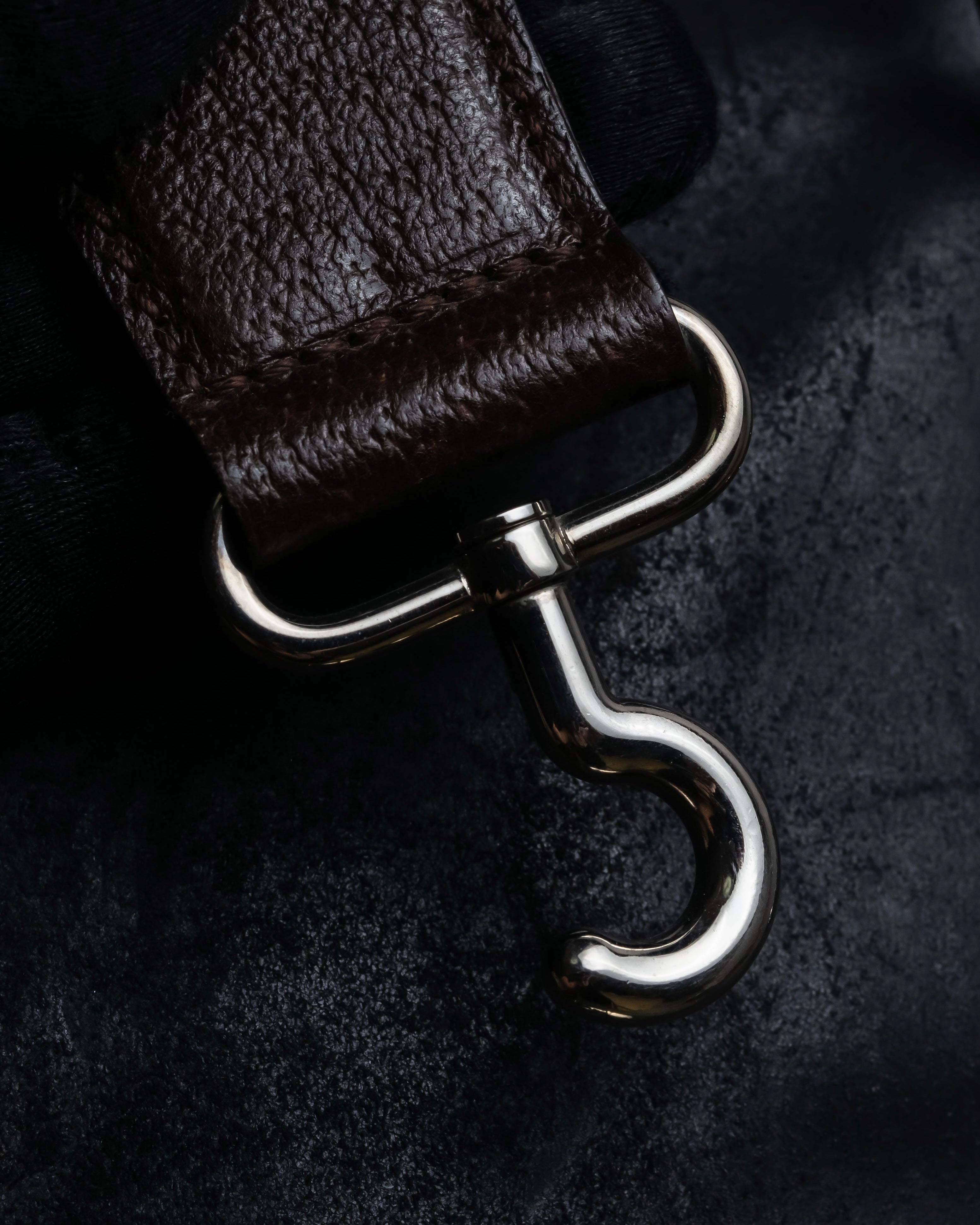 "BALENCIAGA" Circle lock design leather doctor bag