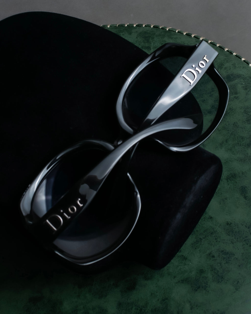 "Christian Dior" Black frame engraved logo sunglasses