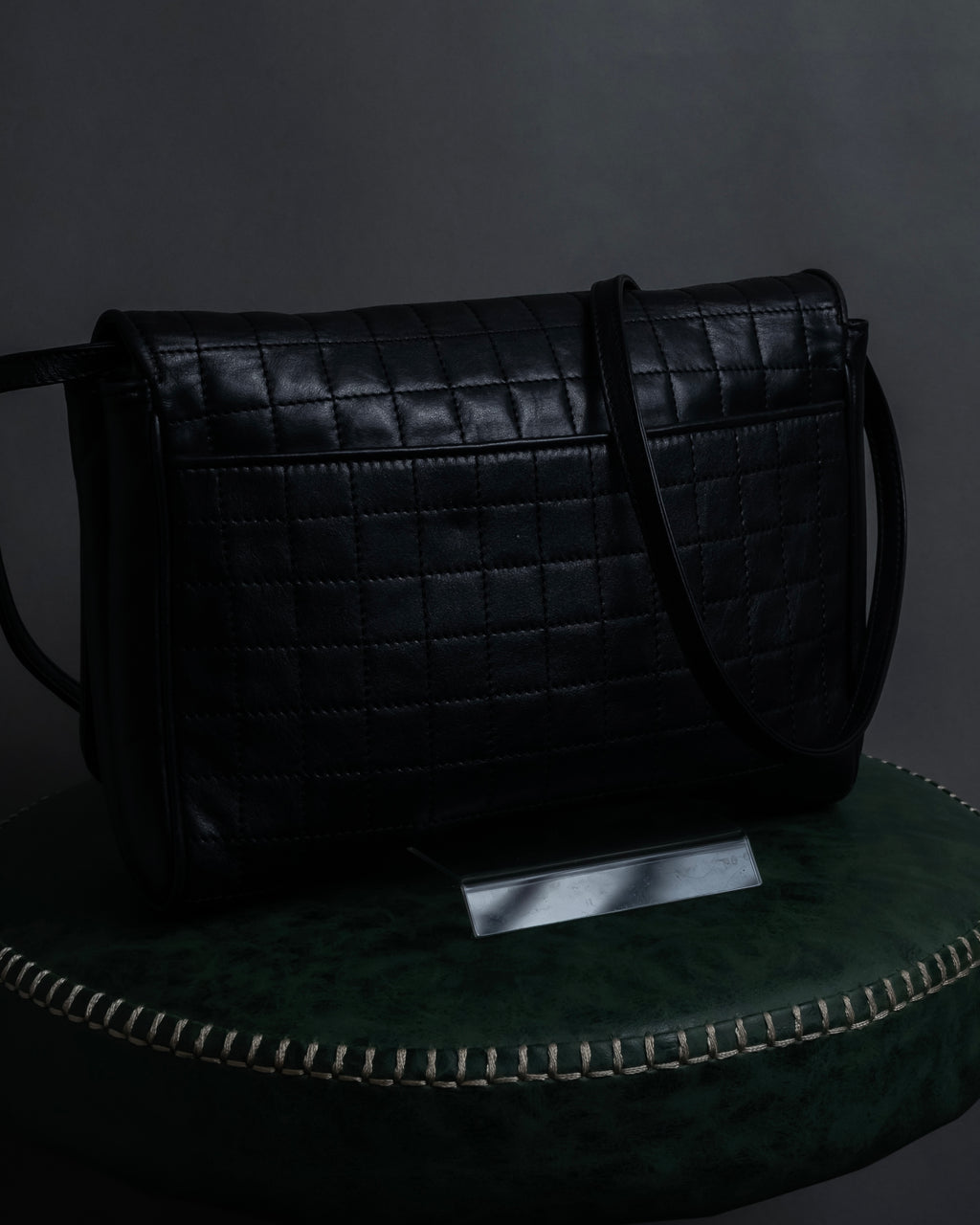 "CELINE" 80's-90's Crest metal fittings design quilted leather bag