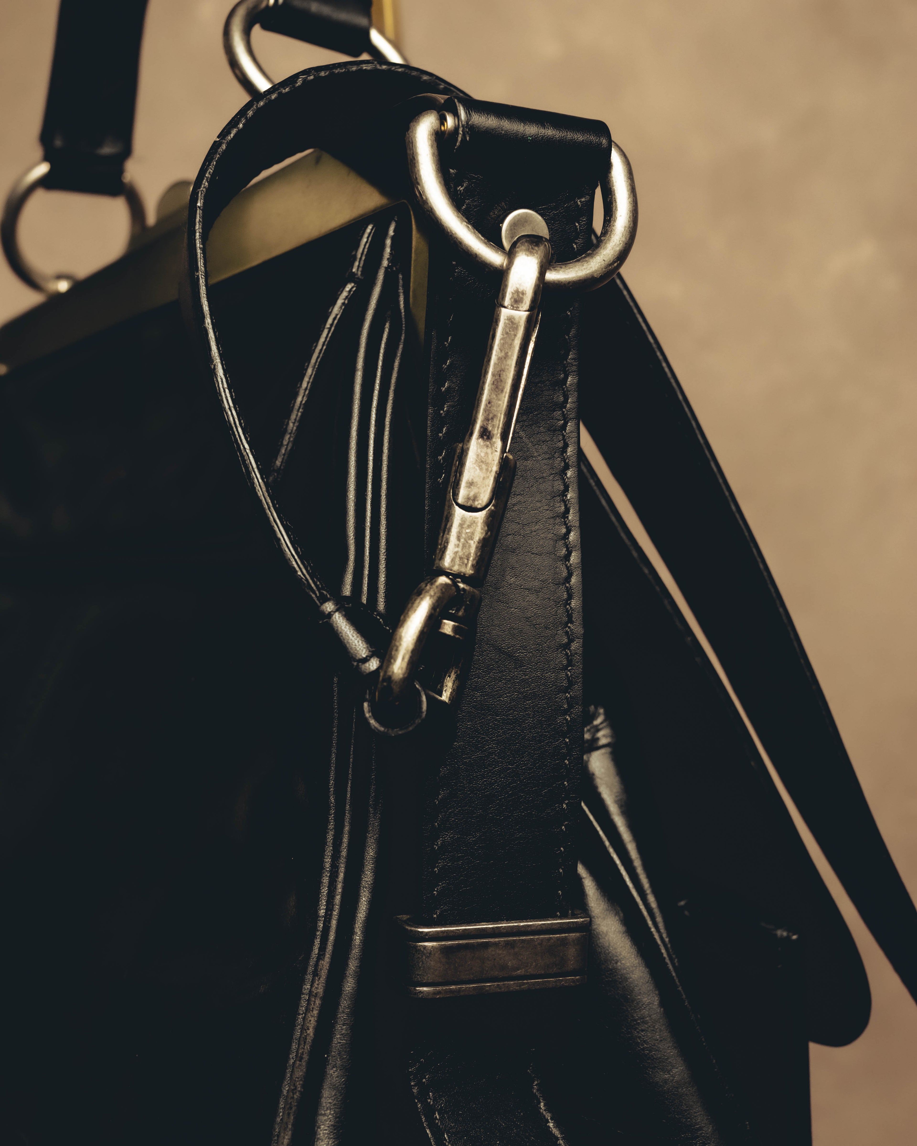 -SPECIAL- "Yves Saint Laurent" 00's Rive gauche black leather frame handbag
