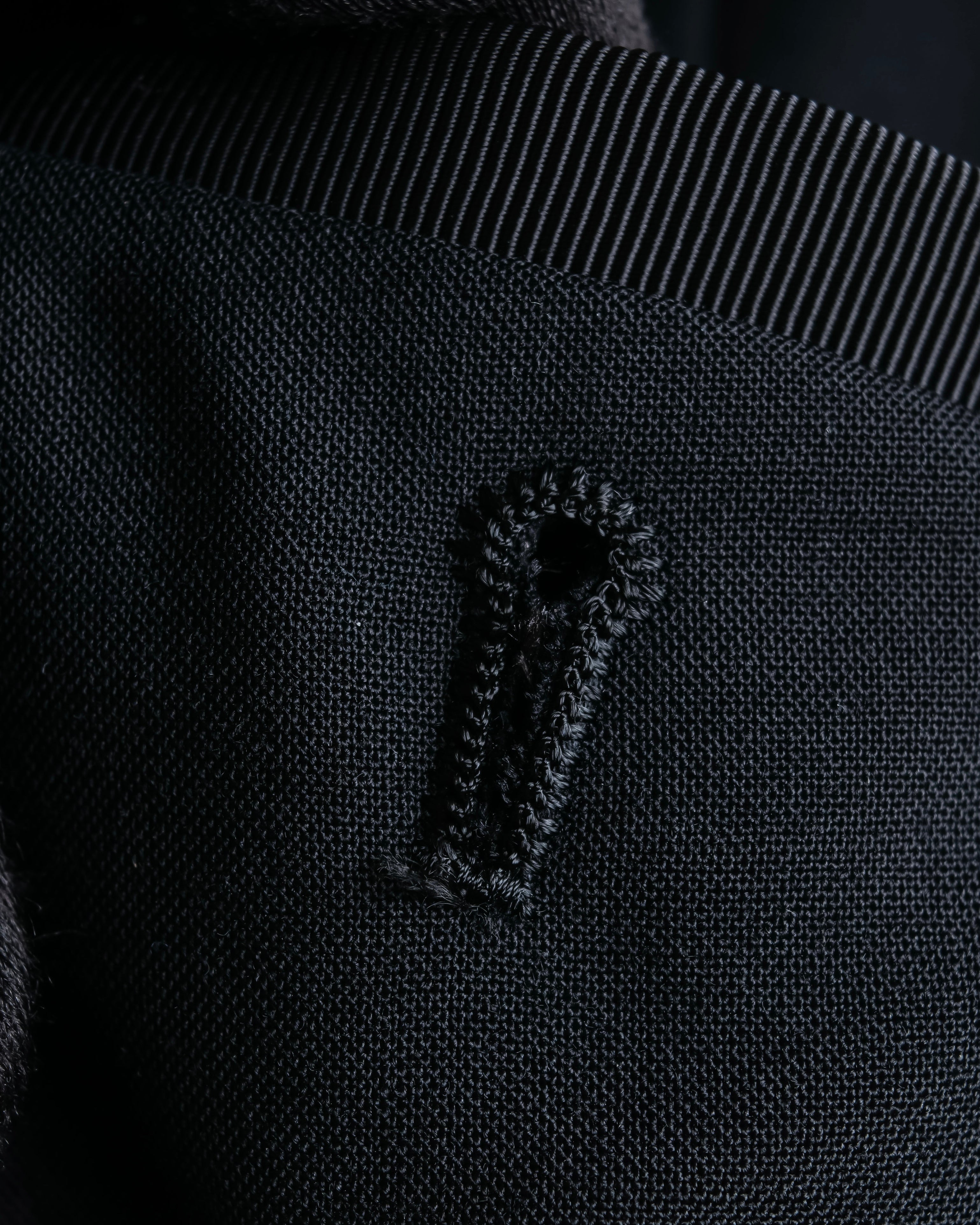 "sacai" Satin line design tapered slacks