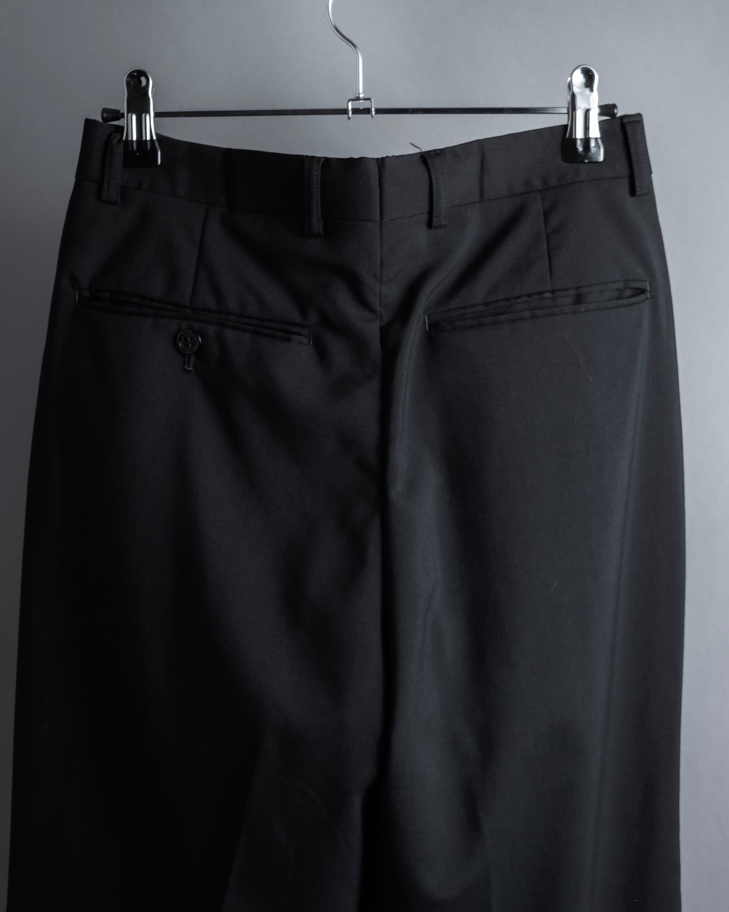 "YVES SAINT LAURENT" Straight tailoring design set up