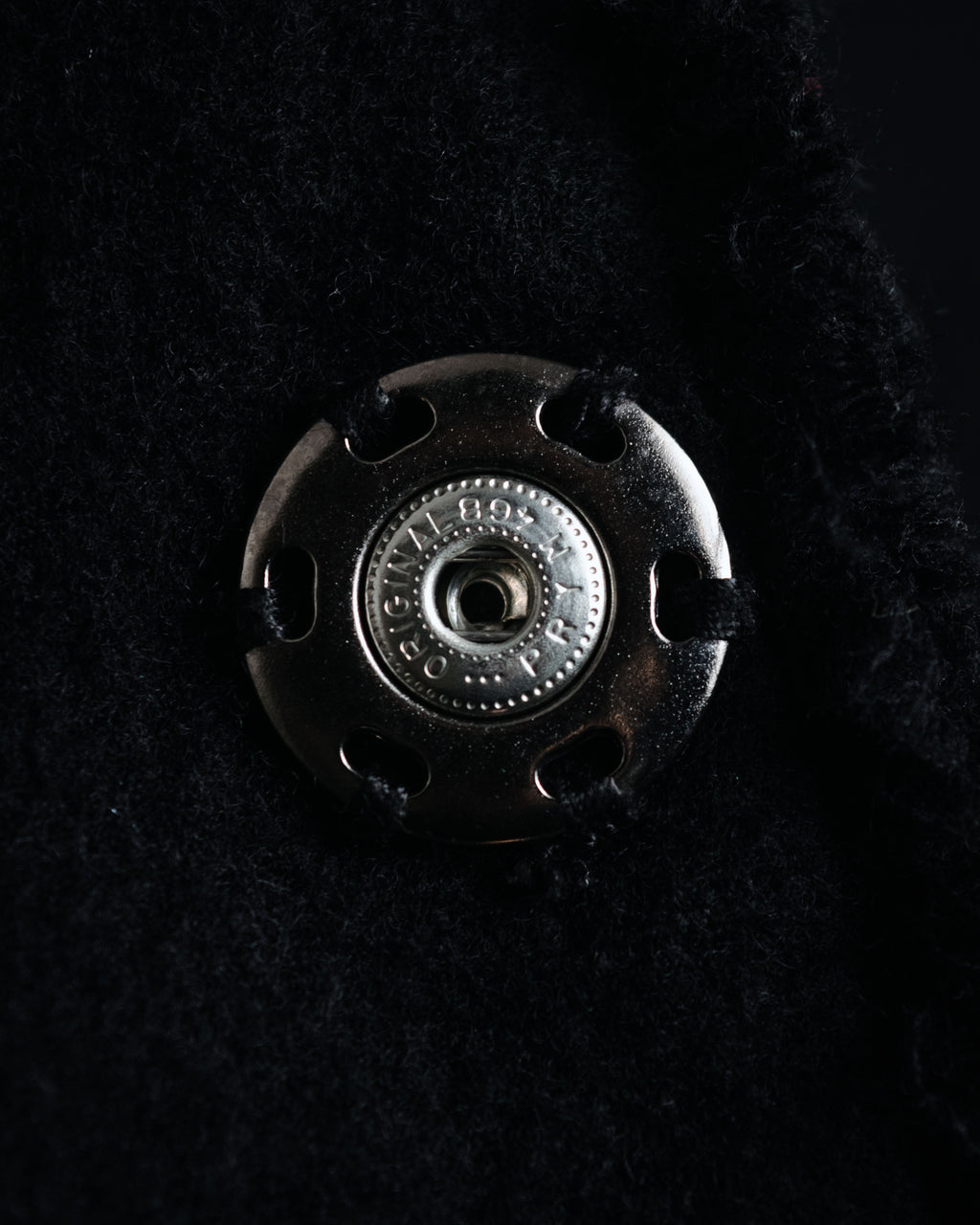 –SPECIAL– "tricot COMME des GARÇONS" 2004AW Fringed cut-off boiled wool tailored jacket