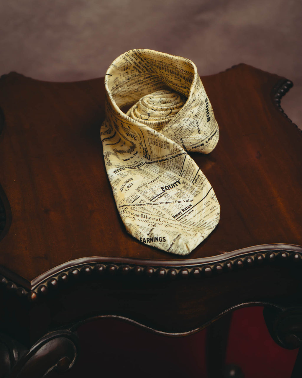 -MOOD MILLÉSIMES- 90’s-00’s financial newspaper print silk tie