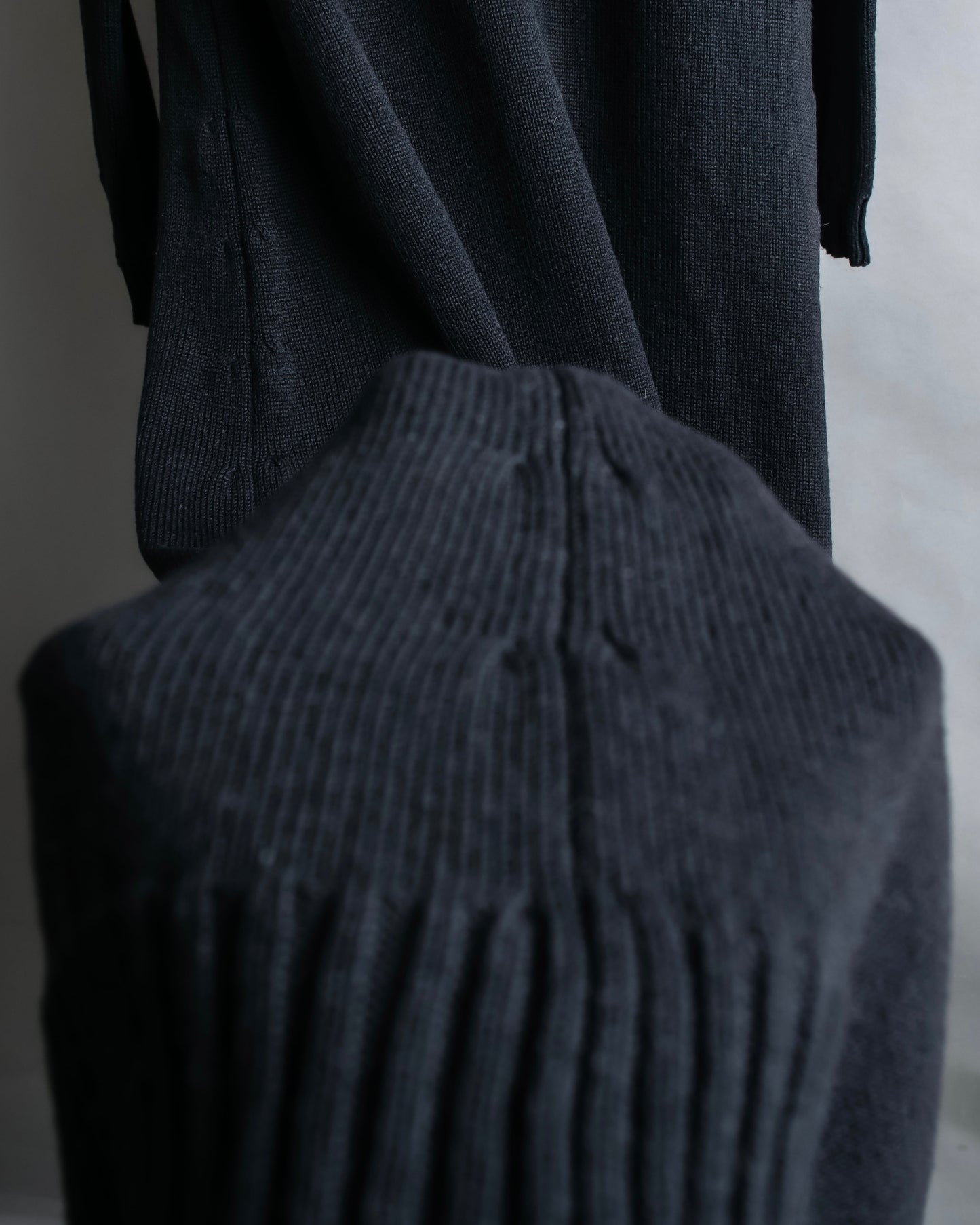 "tricot COMME des GARCONS" Maxi length deep black knit dress