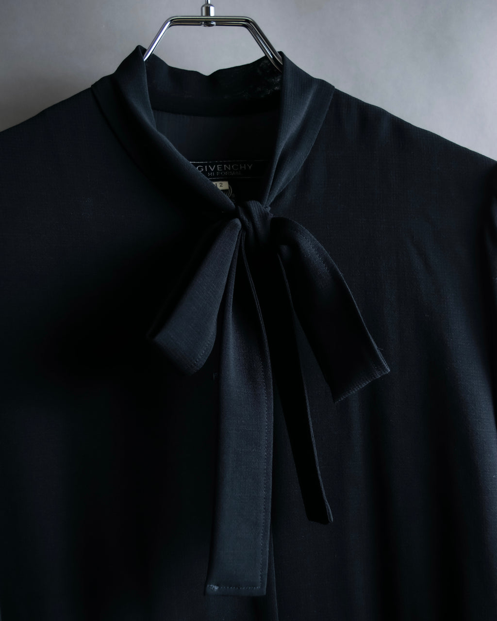 "GIVENCHY" Bowtie design pleated dress