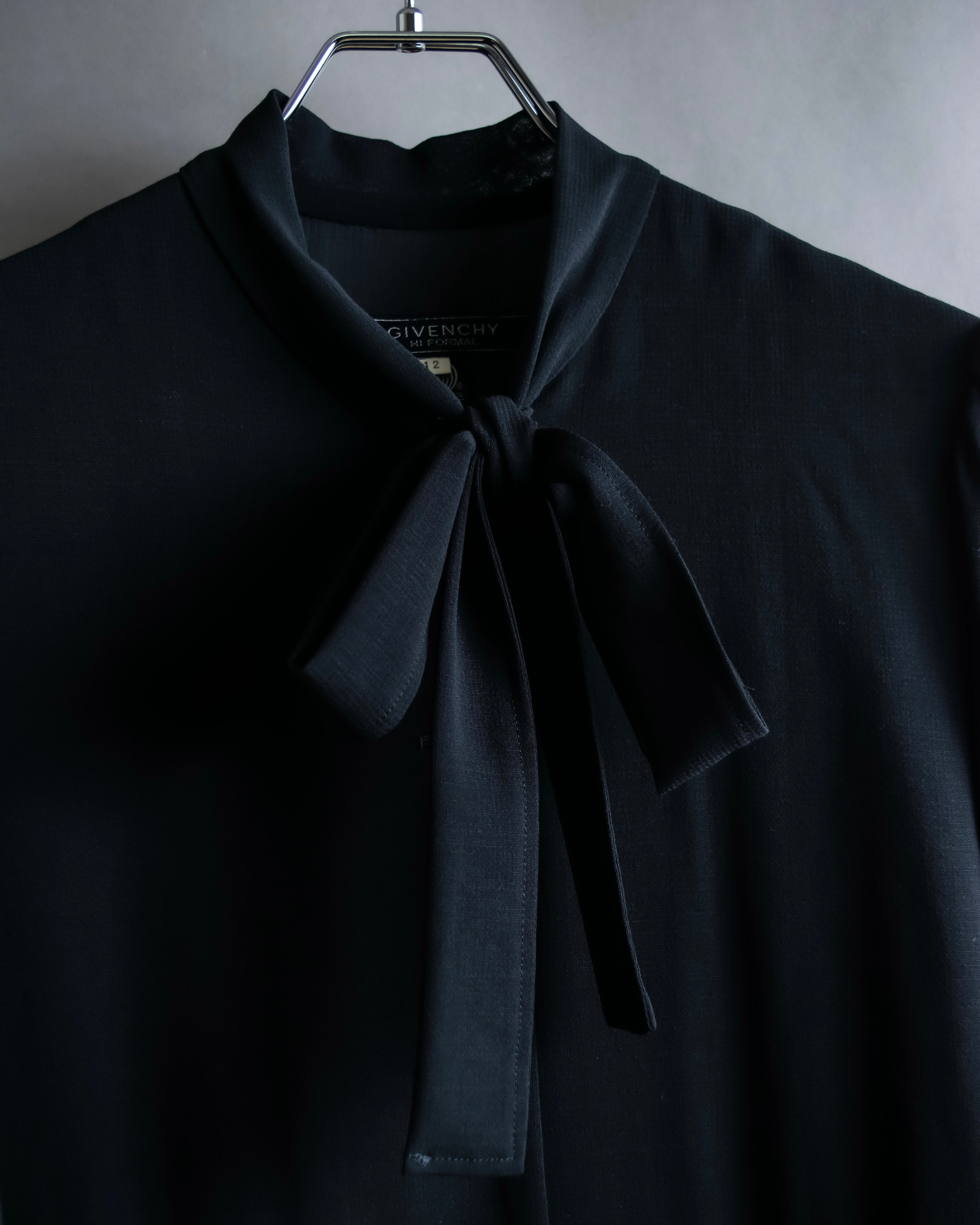 "GIVENCHY" Bowtie design pleated dress
