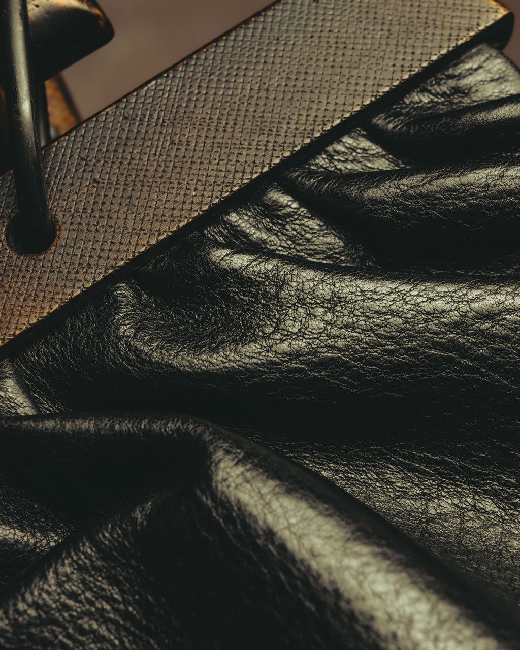 -SPECIAL- “GUCCI“ 90’s-00’s Structured frame gathered leather handbag