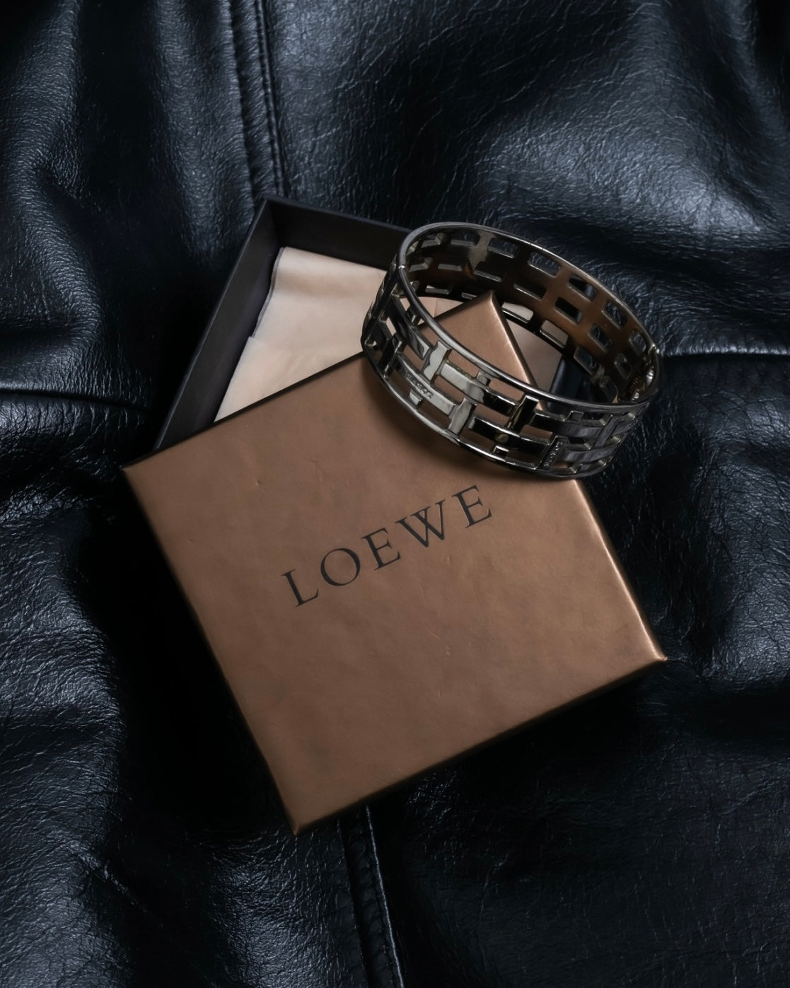 "LOEWE" plaid silver bangle