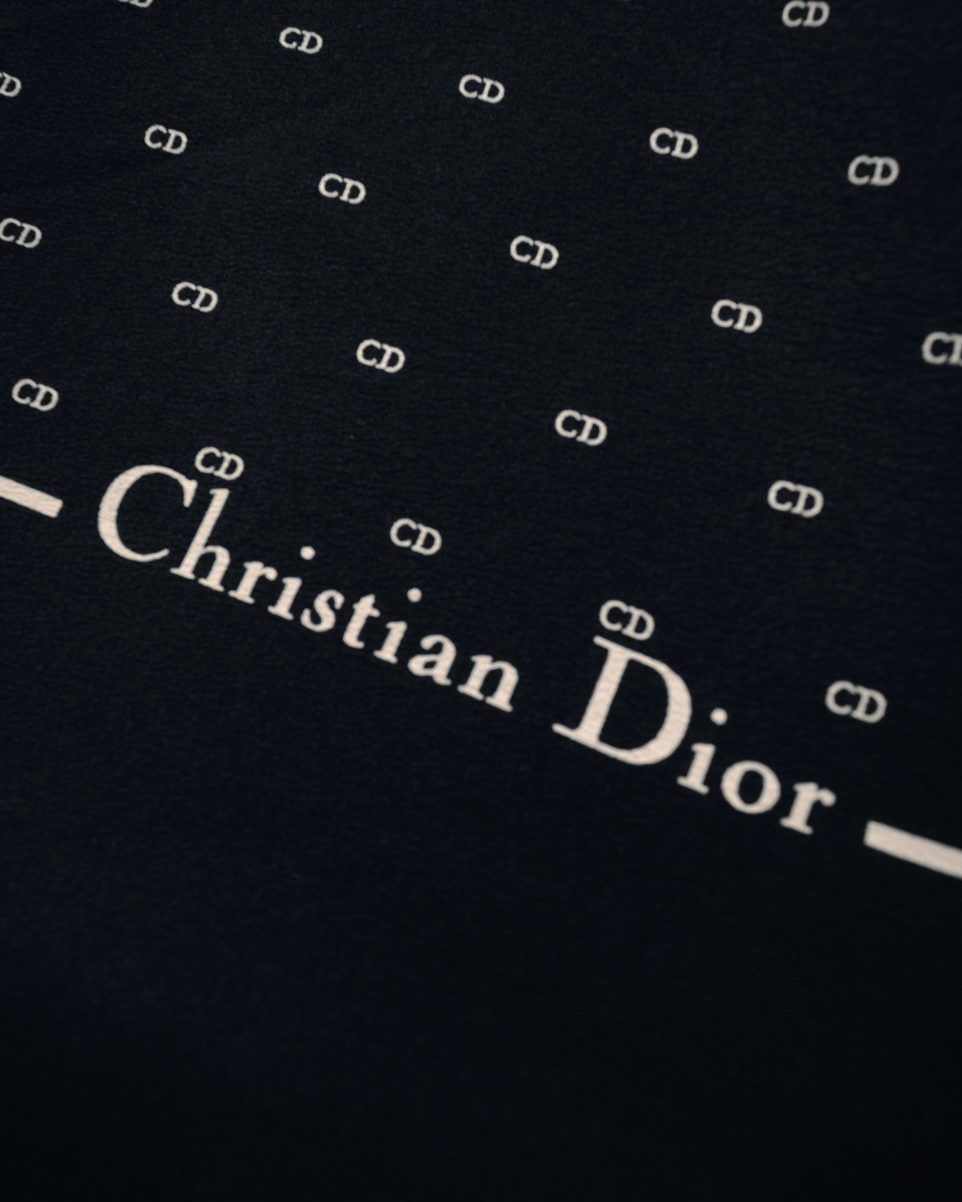 “Christian Dior” 90’s CD monogram silk scarf