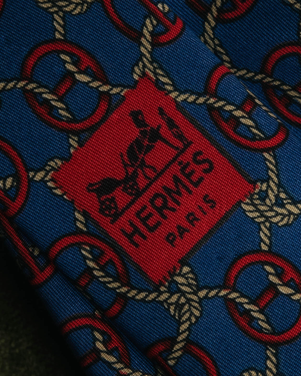 “HERMÈS” 90’s Rope and H motif silk tie