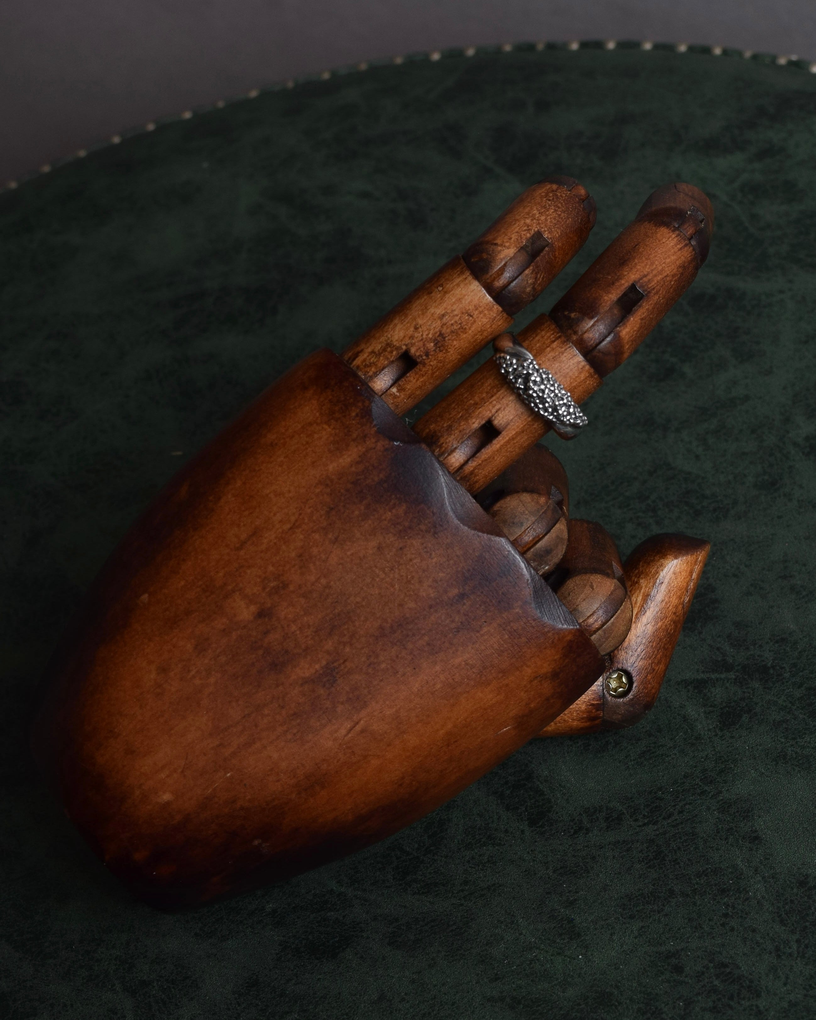 "GEORG JENSEN" Delicate bead top oversized silver ring