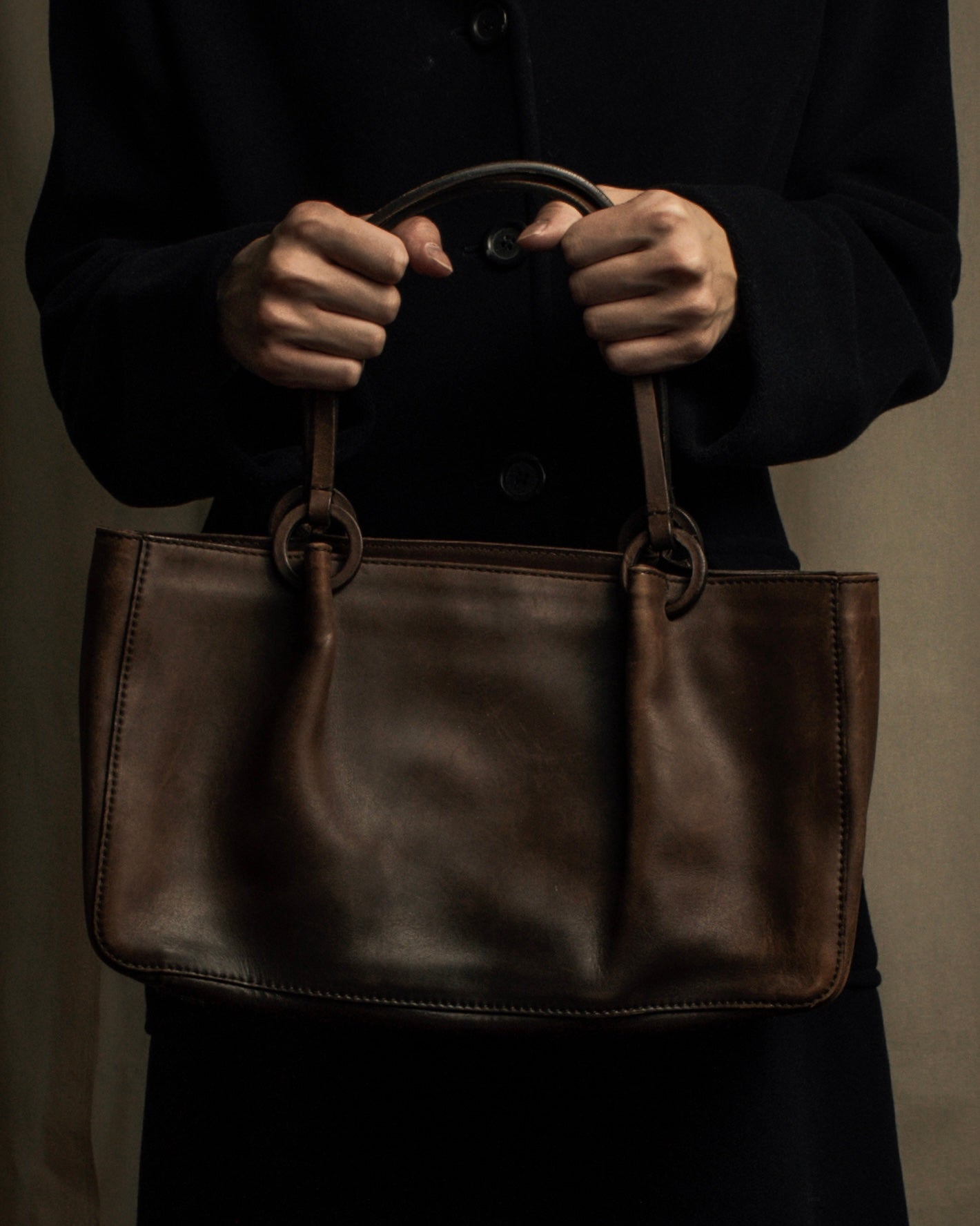 "GUCCI" Horizontally elegant silhouette oiled leather one-shoulder bag