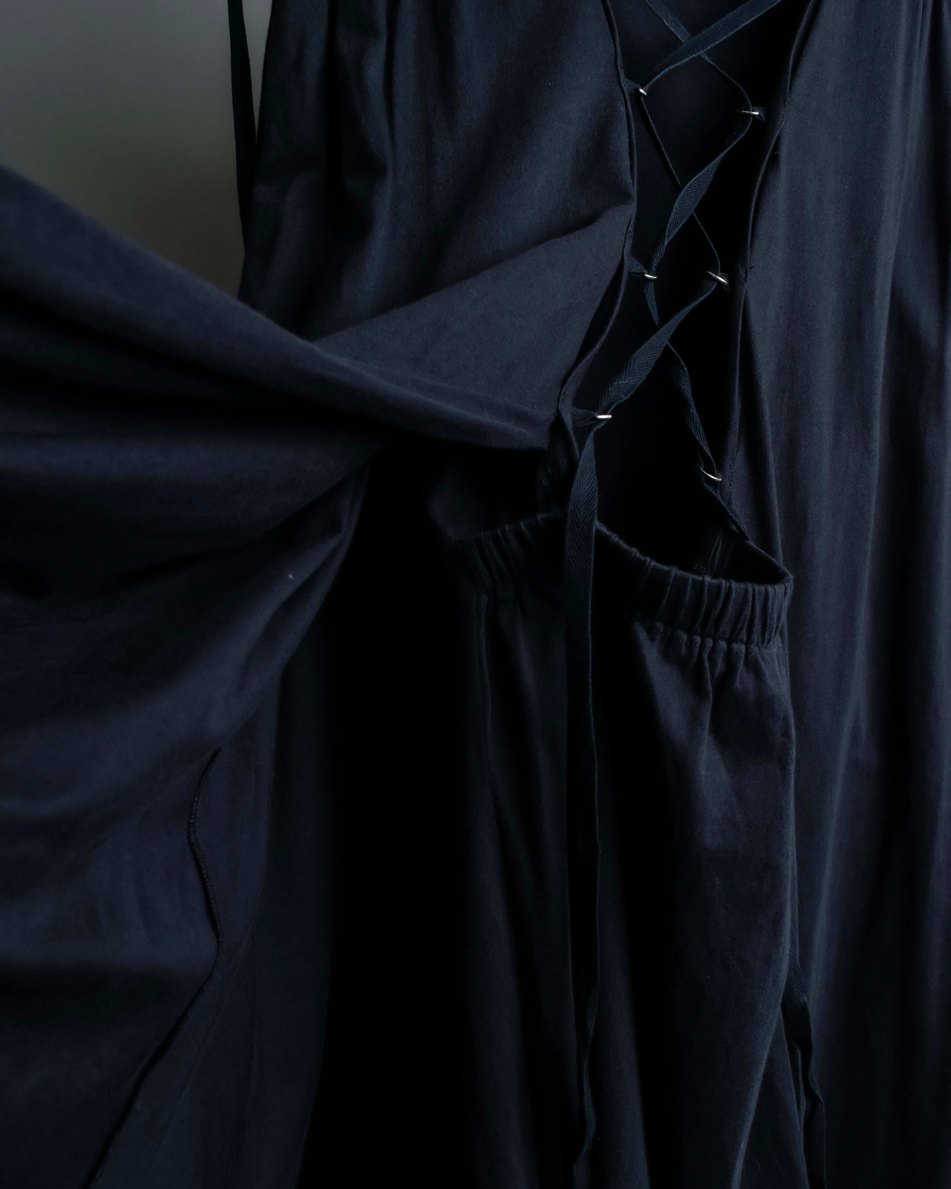 “N°21” Lace up designed no sleeves one piece