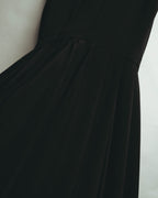 "Max Mara Studio" 00's-10's Elegant sleeveless pleated midi dress