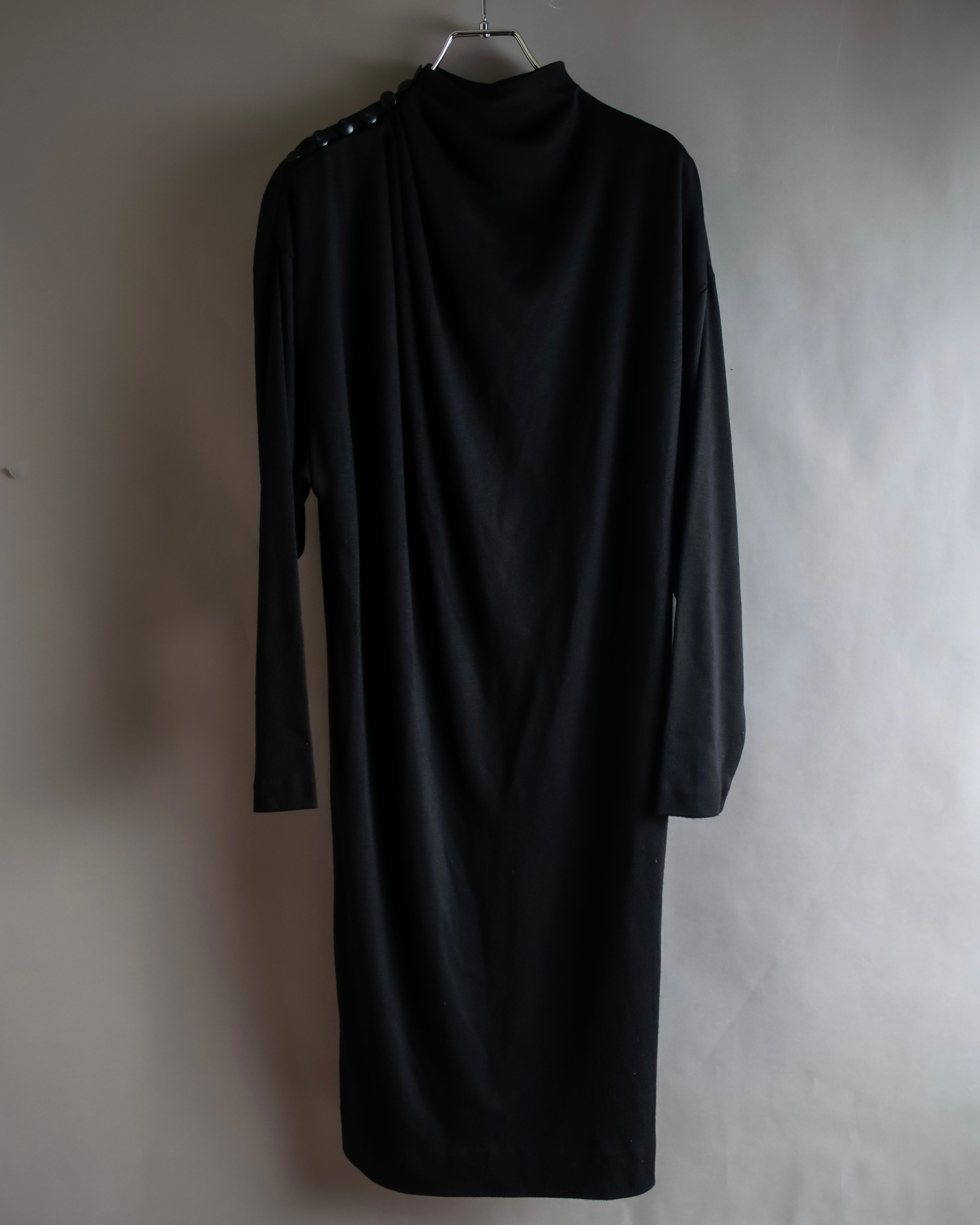 "LANVIN" Asymmetrical shoulder button design long dress