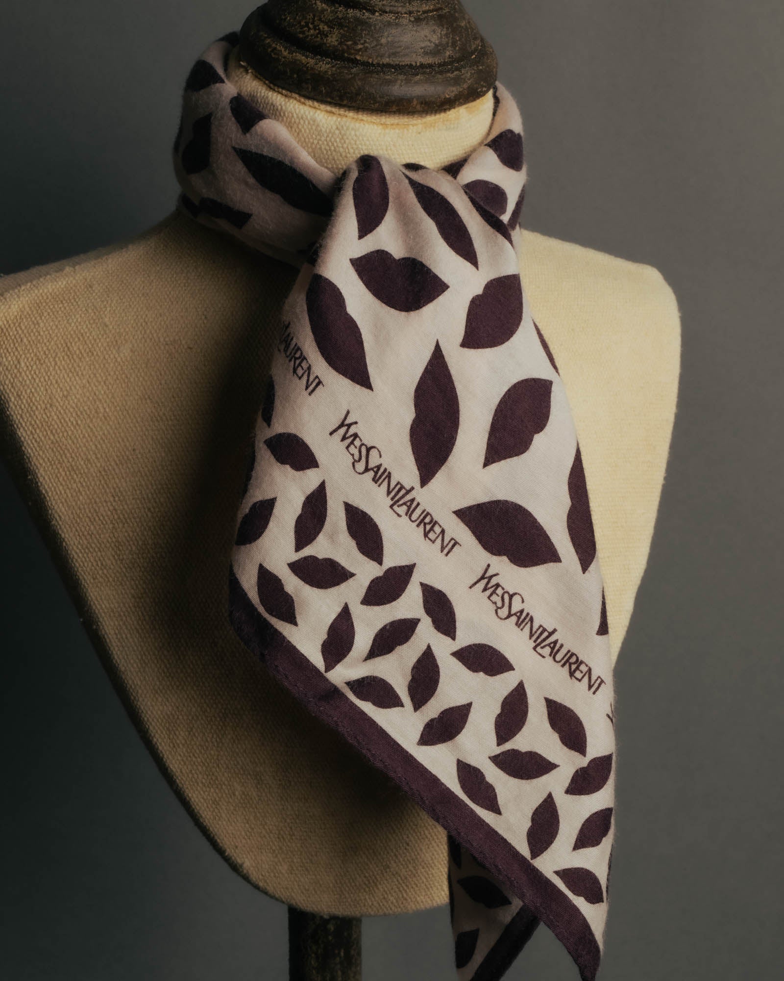“Yves Saint Laurent” 80’s-90’s Leaf motif logo mini scarf