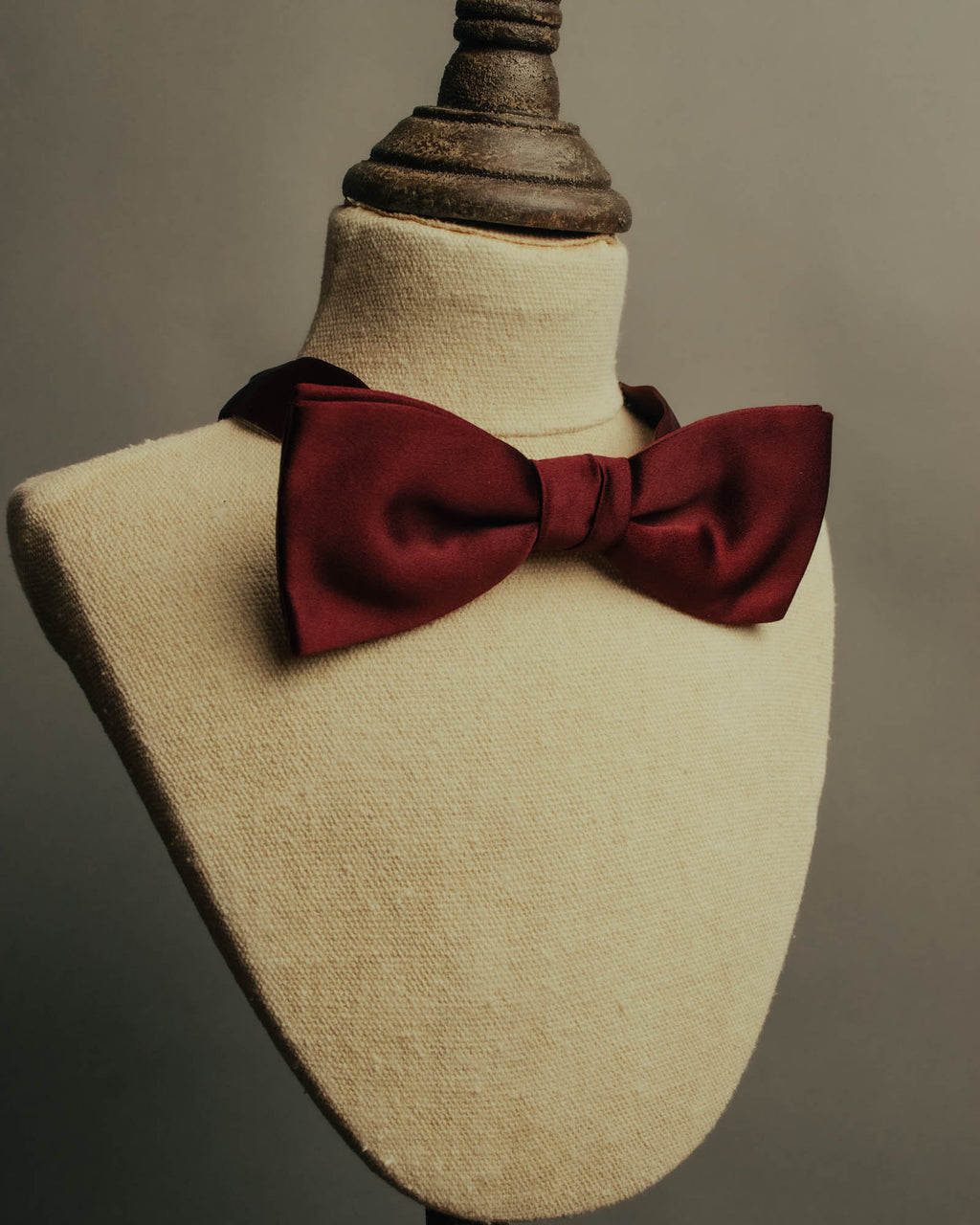 “Christian Dior” Late 80’s-90’s monsieur burgundy satin bow tie