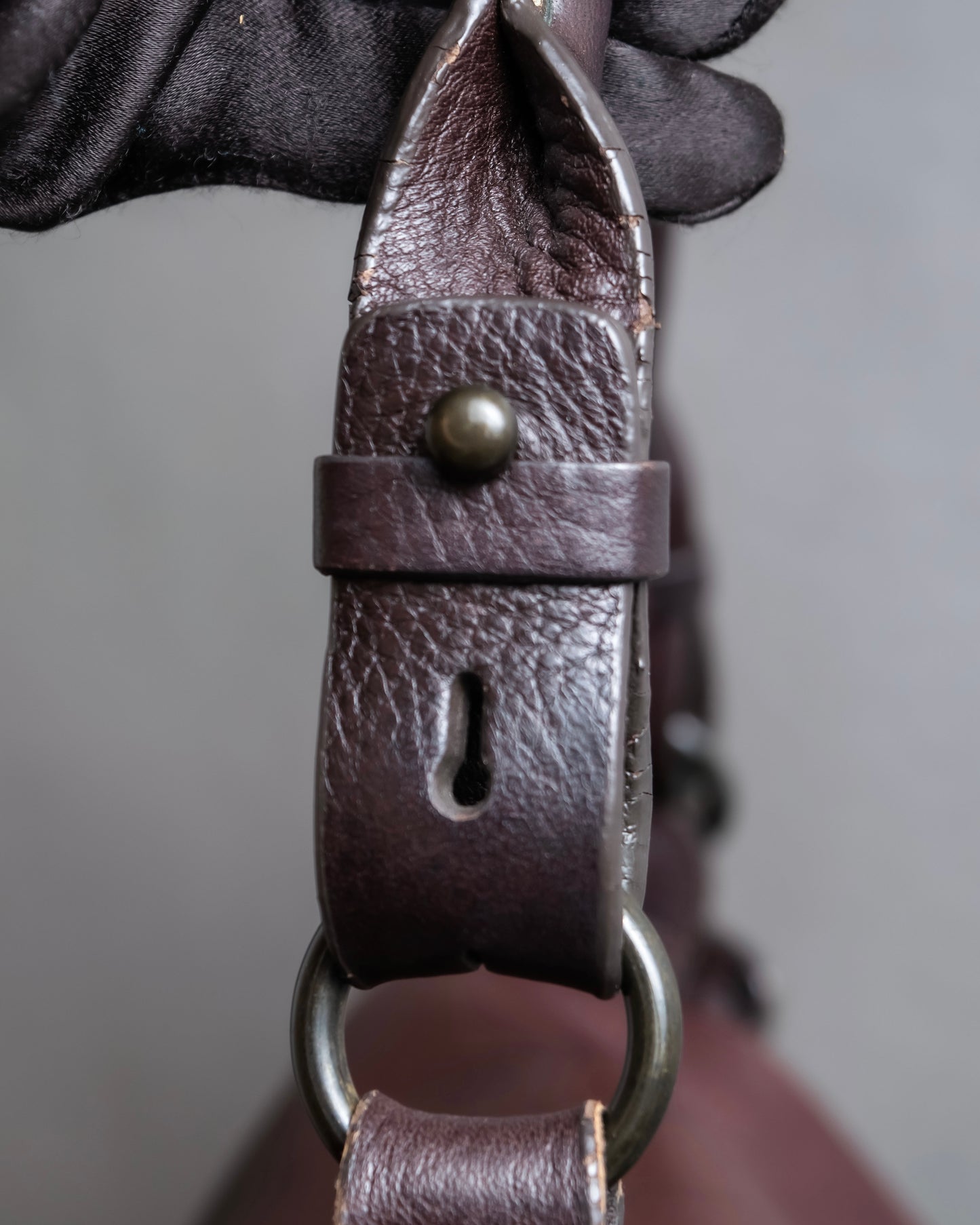 "DAVID&SCOTTI" Buckle design combination material one handle bag