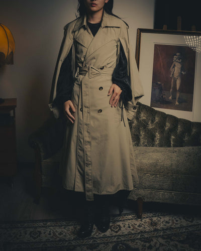 –SPECIAL– “BOTTEGA VENETA” 2020-21AW Sculptural cape-sleeve belted trench coat