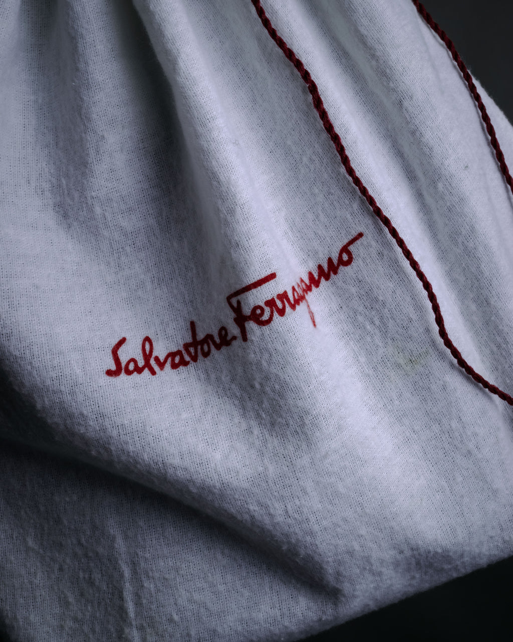 “Salvatore Ferragamo” 90’s Knot handle suede bag
