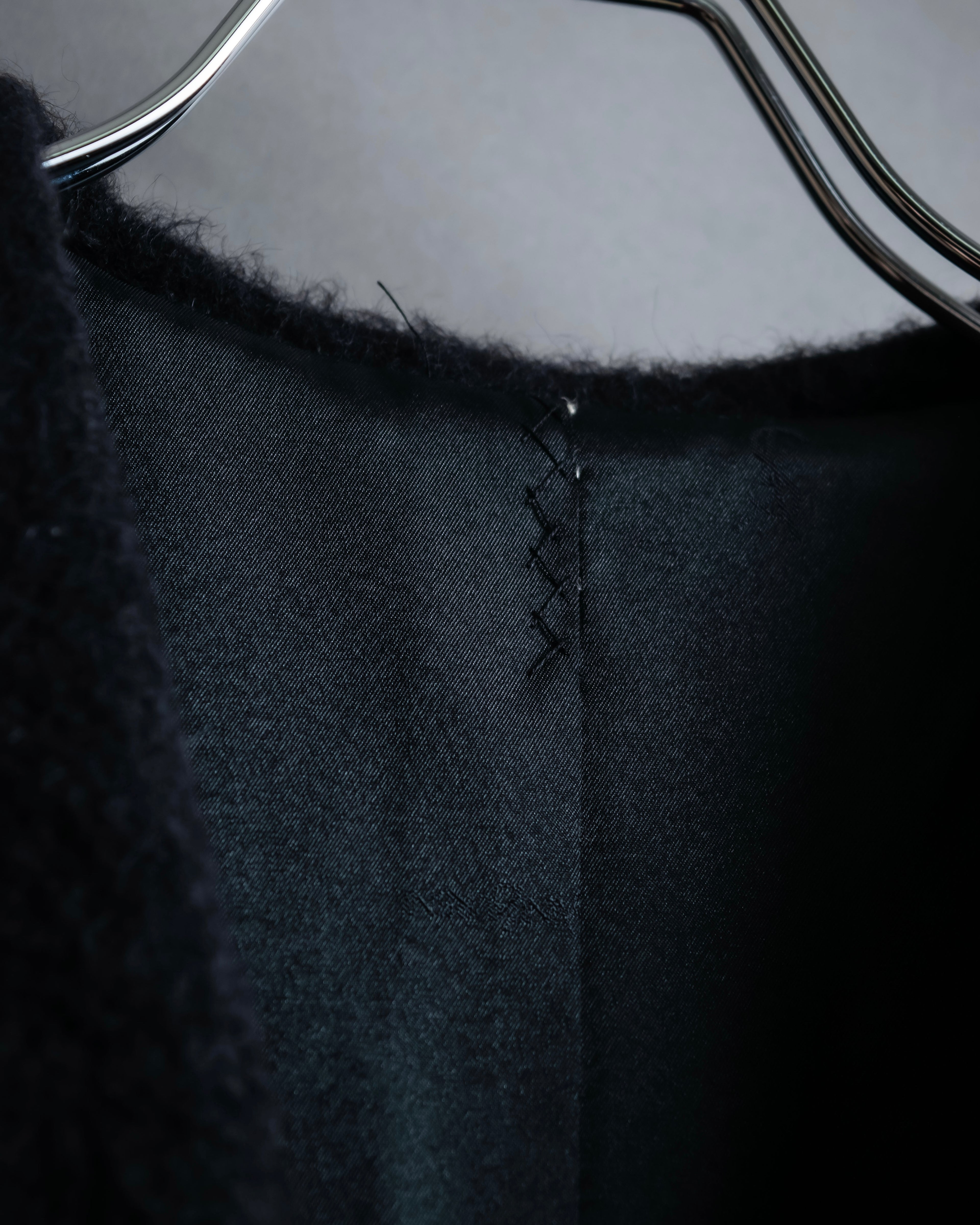 "YVES SAINT LAURENT" Large shawl collar black long coat